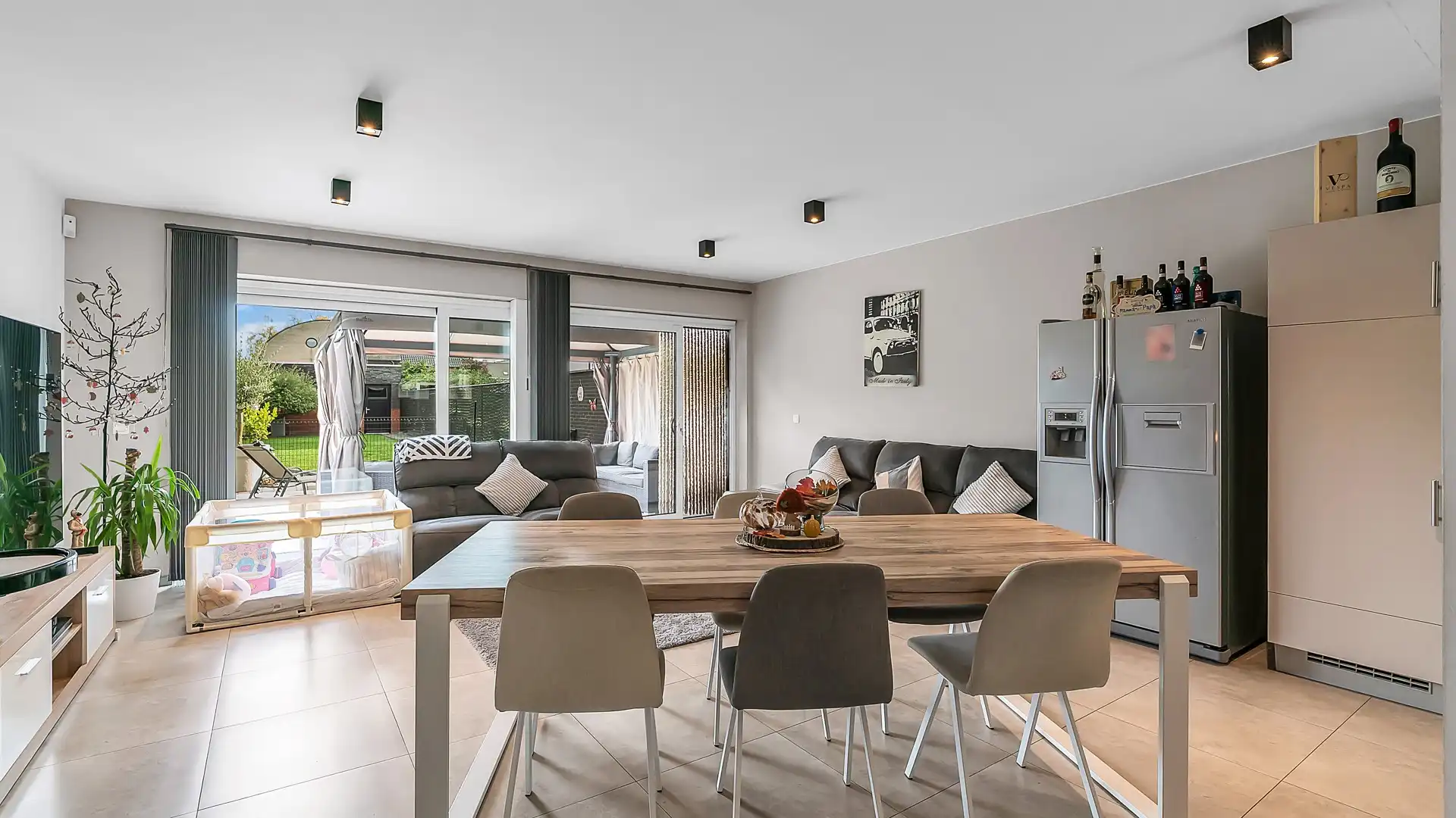 Ruime en energiezuinige nieuwbouwwoning met 5 slaapkamers, zonnige tuin en dubbele garage in Maasmechelen foto 4