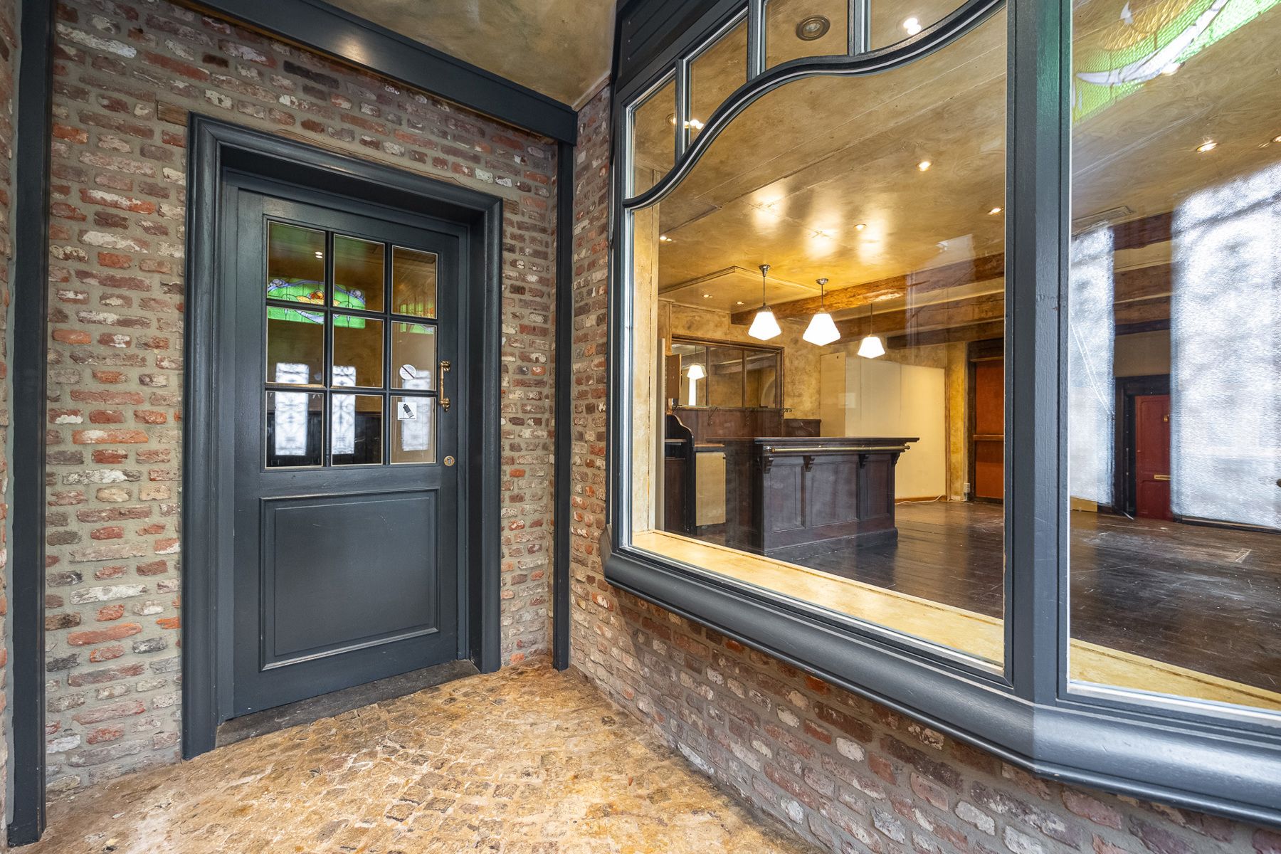 Historisch winkelpand in het centrum van Aarschot. foto {{pictureIndex}}