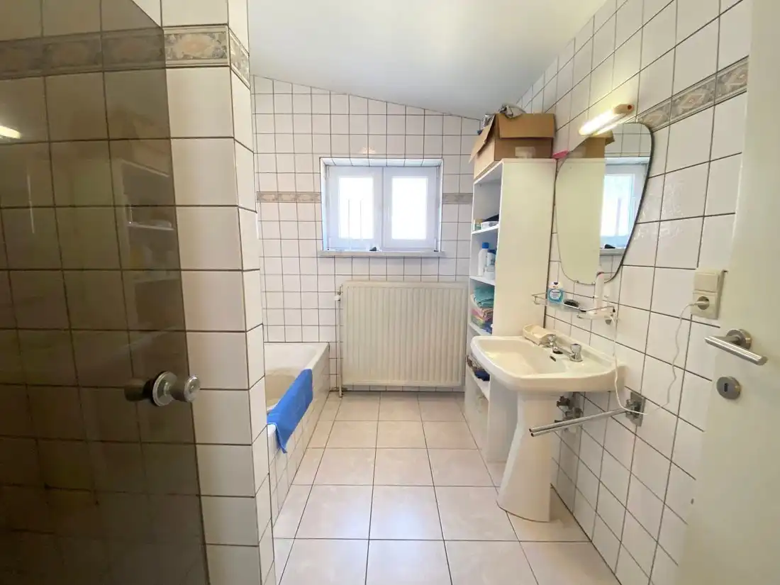 KARAKTERVOLLE woning op een strategische locatie foto 12