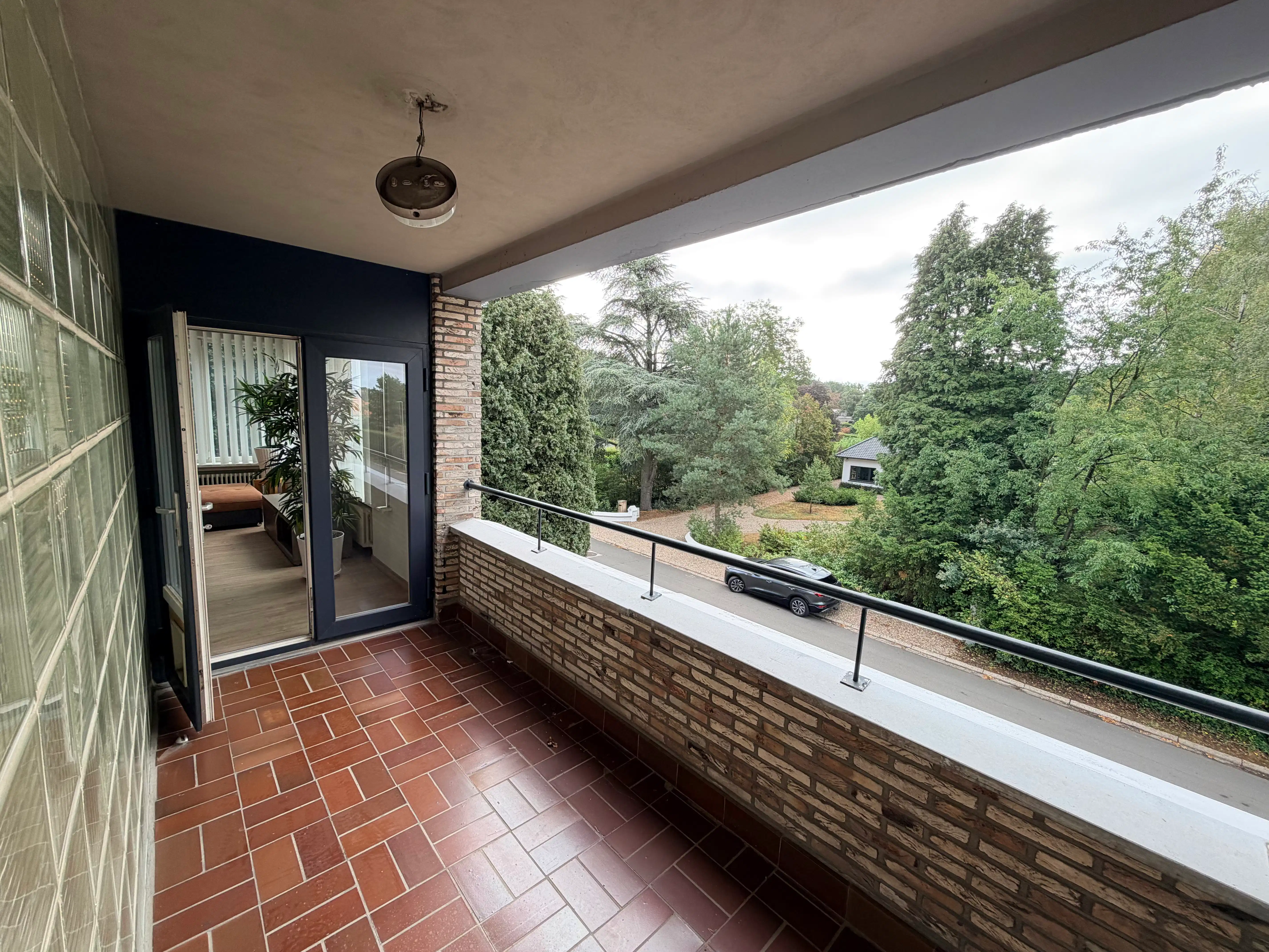 Genk-Bret, Zagerijstraat 35 bus 3: Instapklaar appartement met 3 slaapkamers in een rustige omgeving met een vlotte bereikbaarheid. foto 9