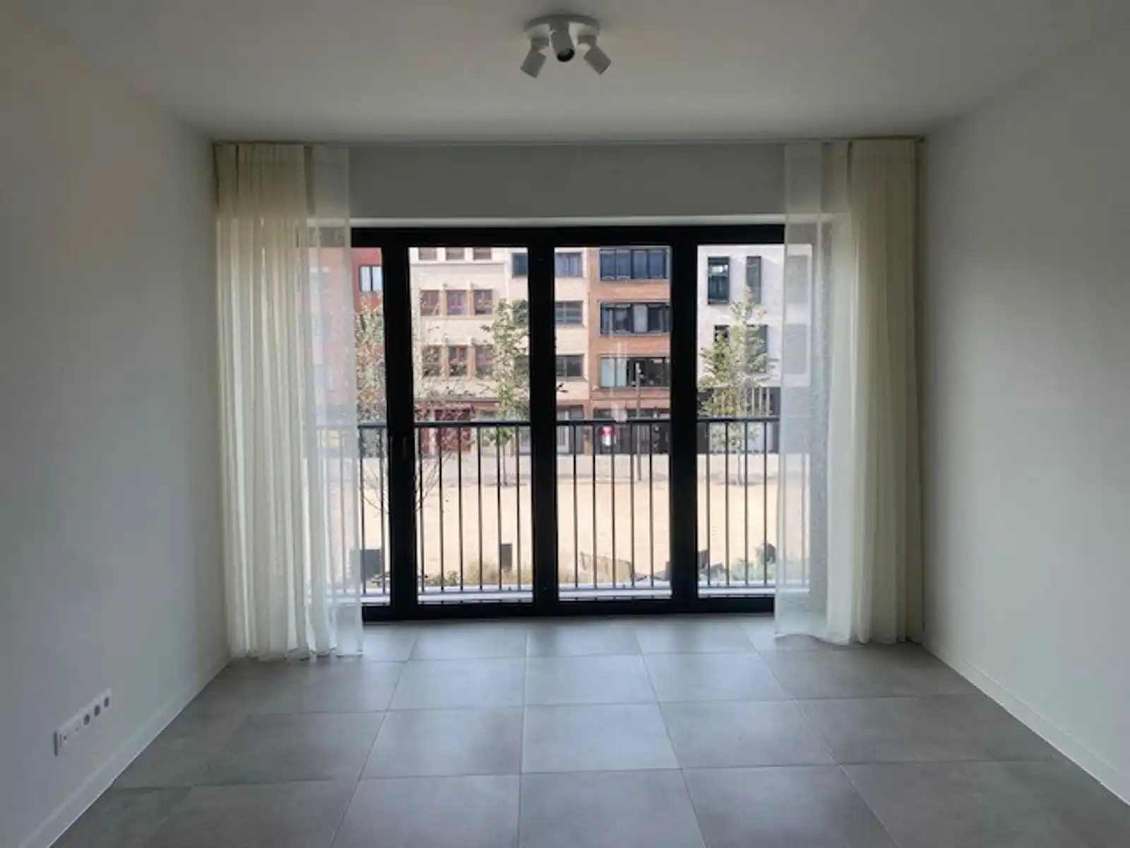 Lichtrijk nieuwbouwappartement met 2k en terras foto 24