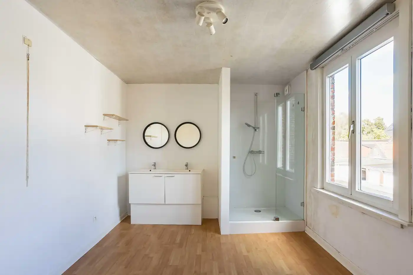 Woning met 3 slaapkamers en tal van mogelijkheden in Kortrijk foto 13