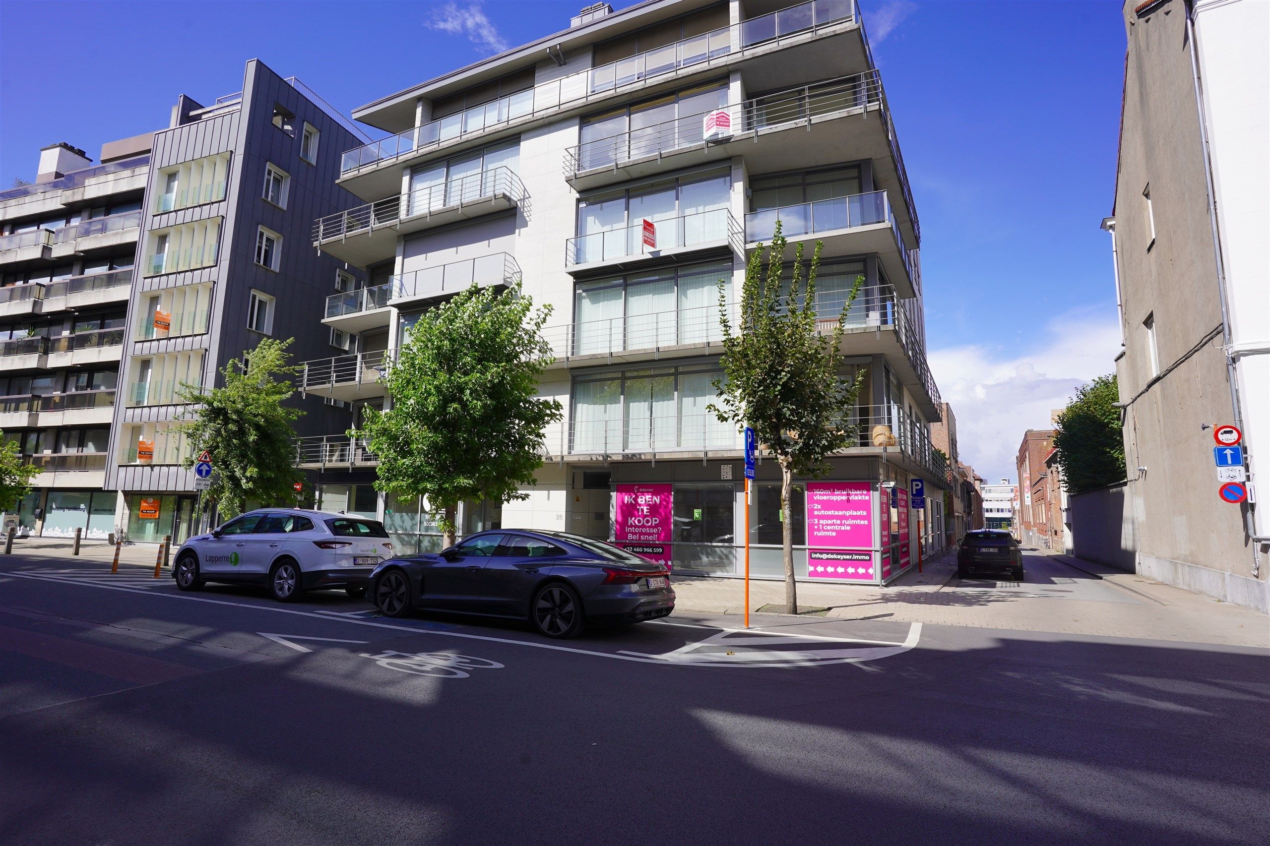 Luxeappartement met 2 slpks, 2 badk, dressing & staanplaats foto 26