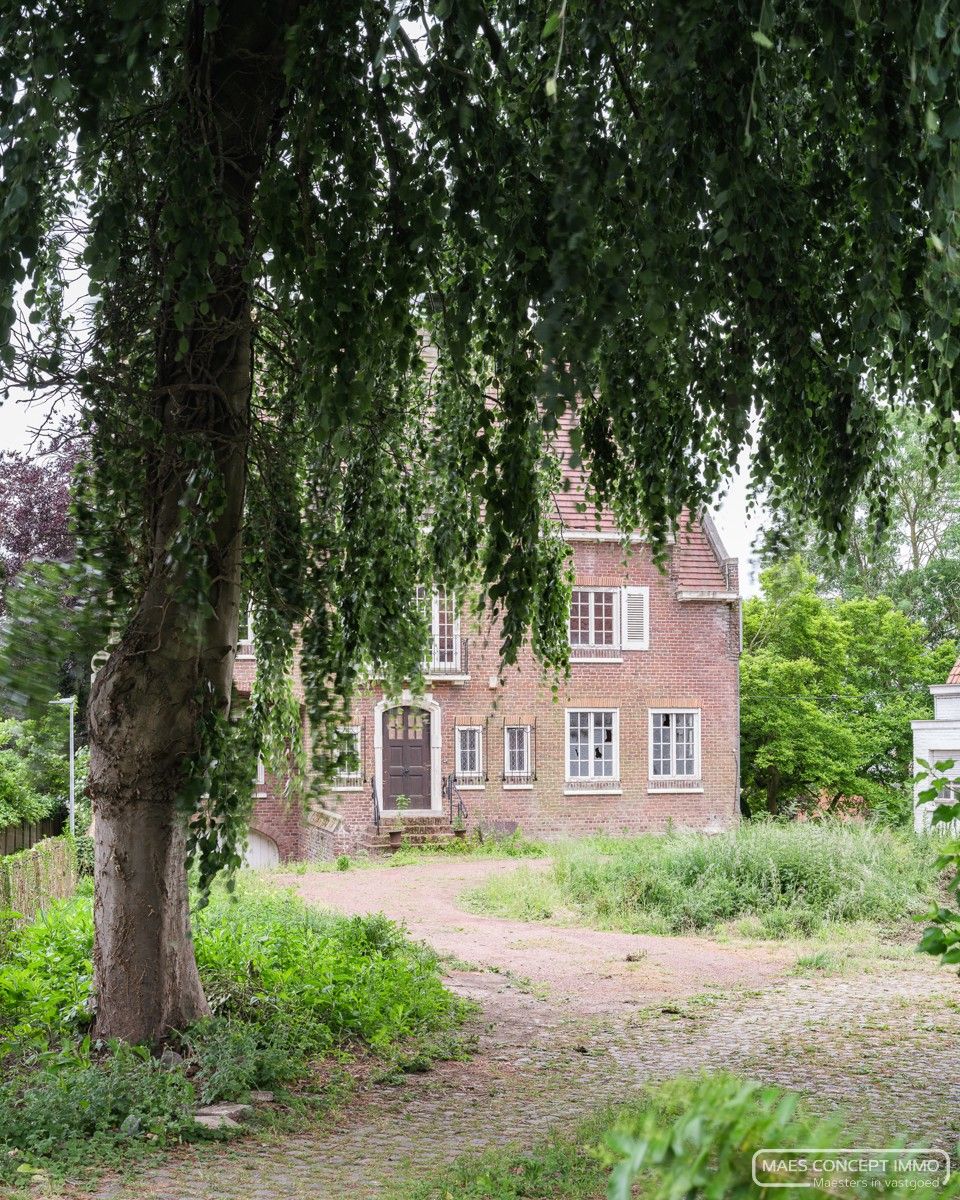 Unieke te renoveren burgerwoning in Kaster foto 30