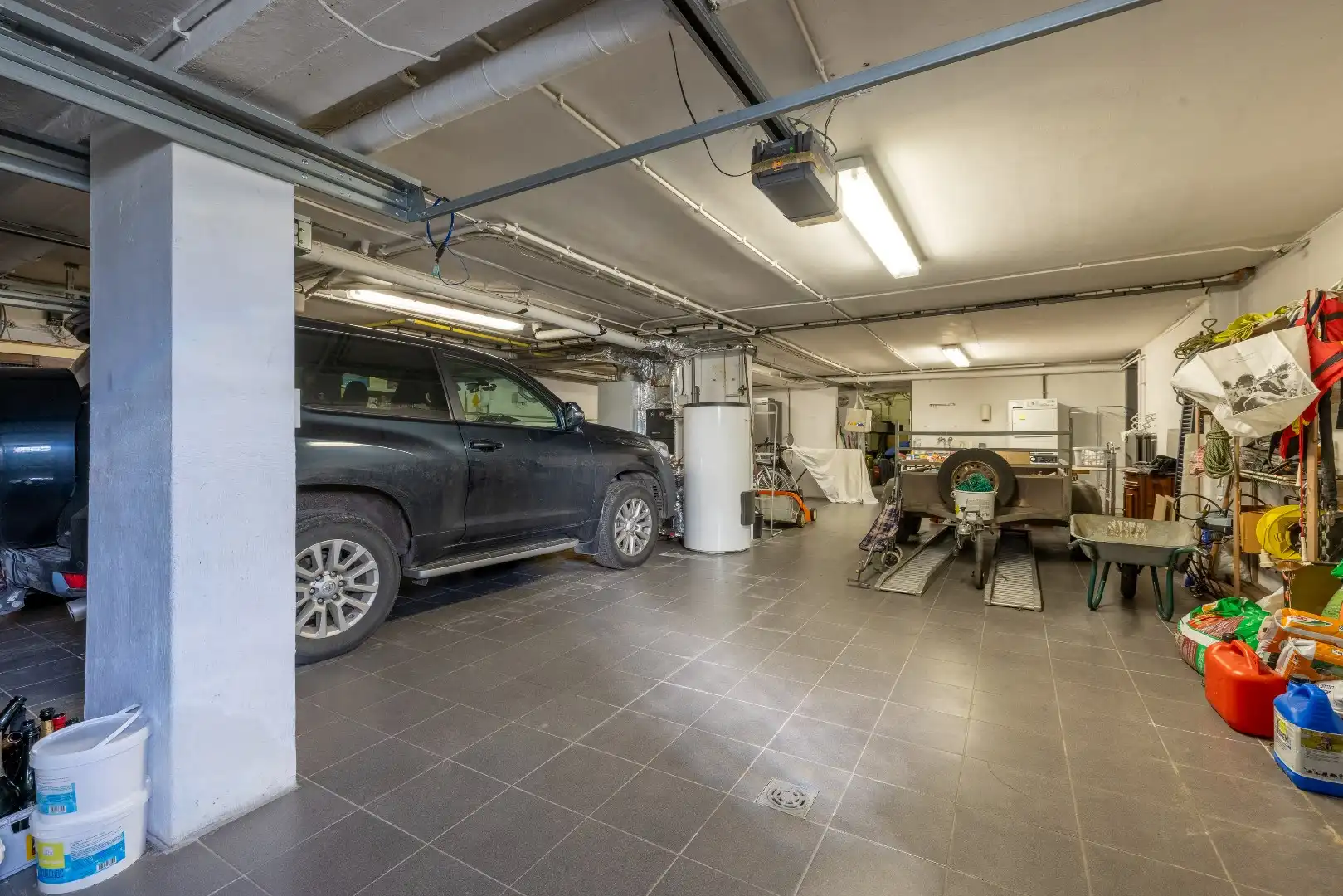 Unieke villa met binnenzwembad op een toplocatie  foto 16