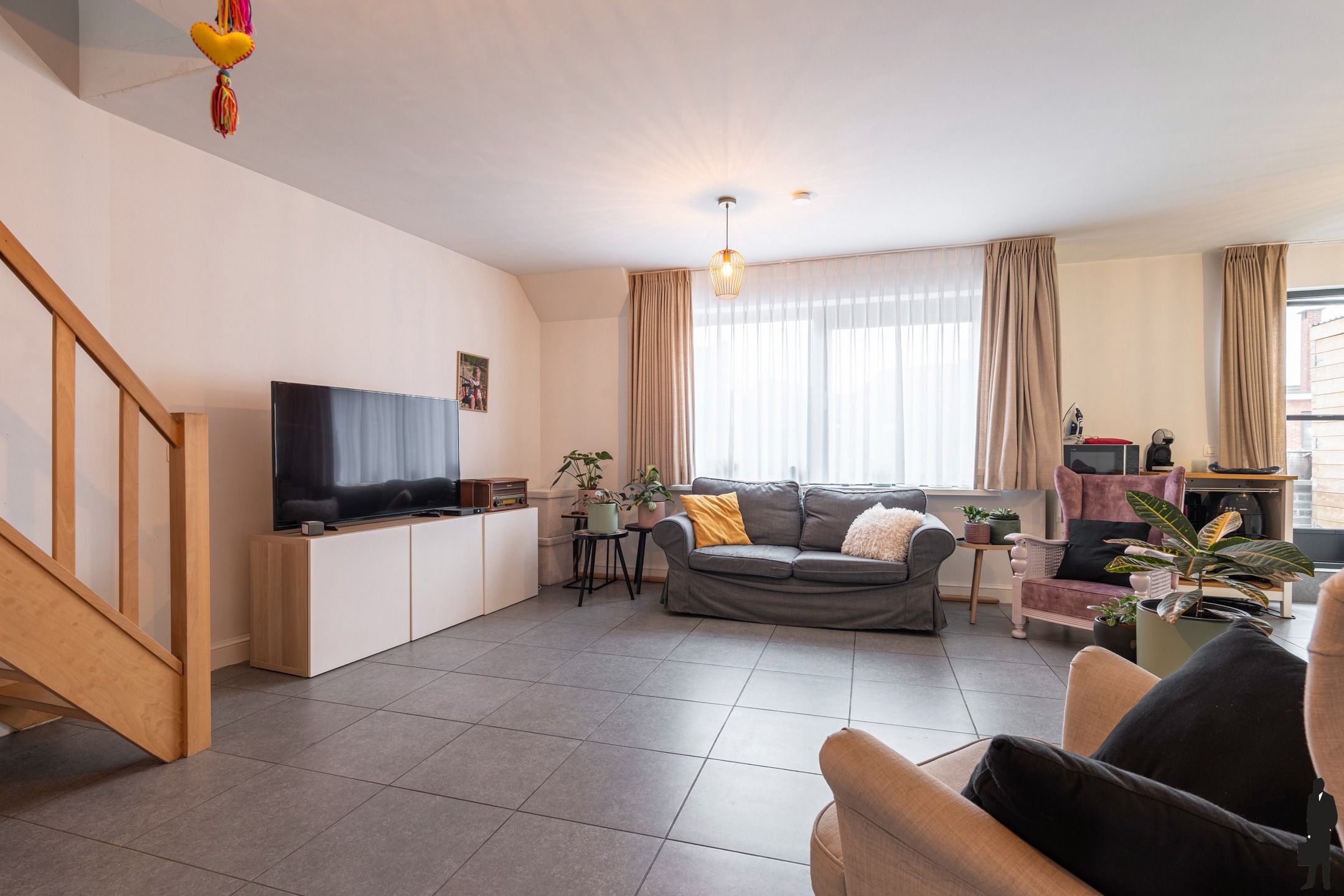 Centraal gelegen duplex (investerings)appartement met terras foto 3