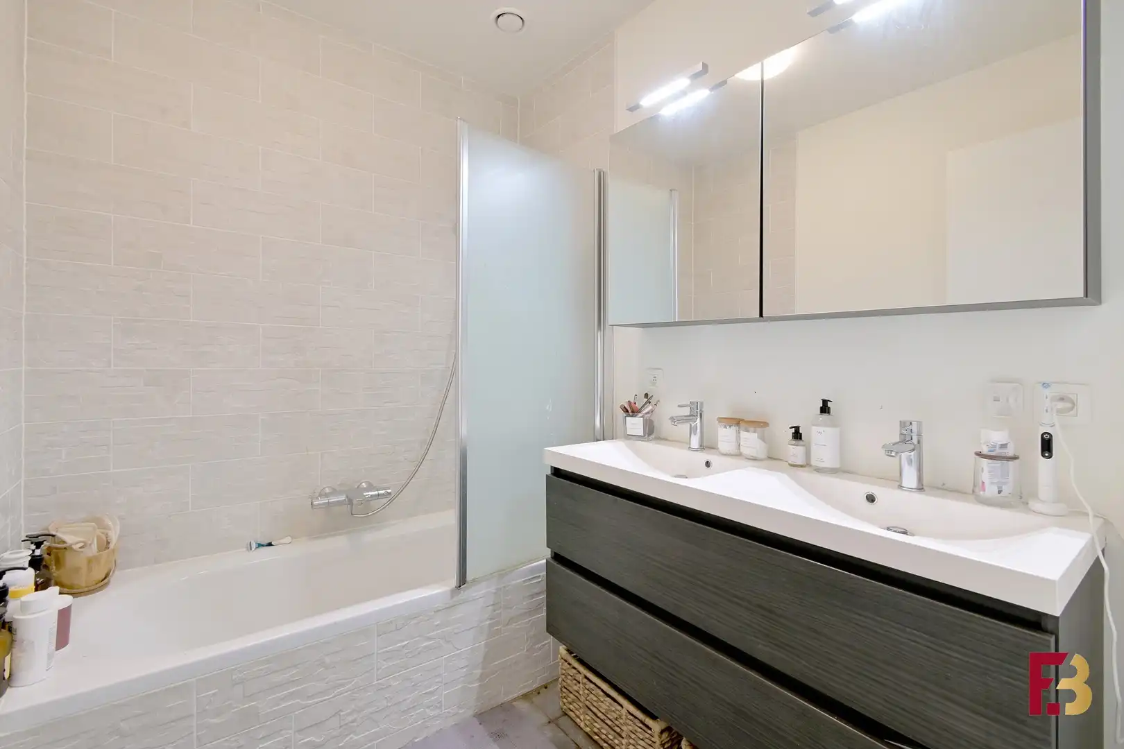 Prachtig 2-slaapkamer appartement te Gentbrugge foto 12