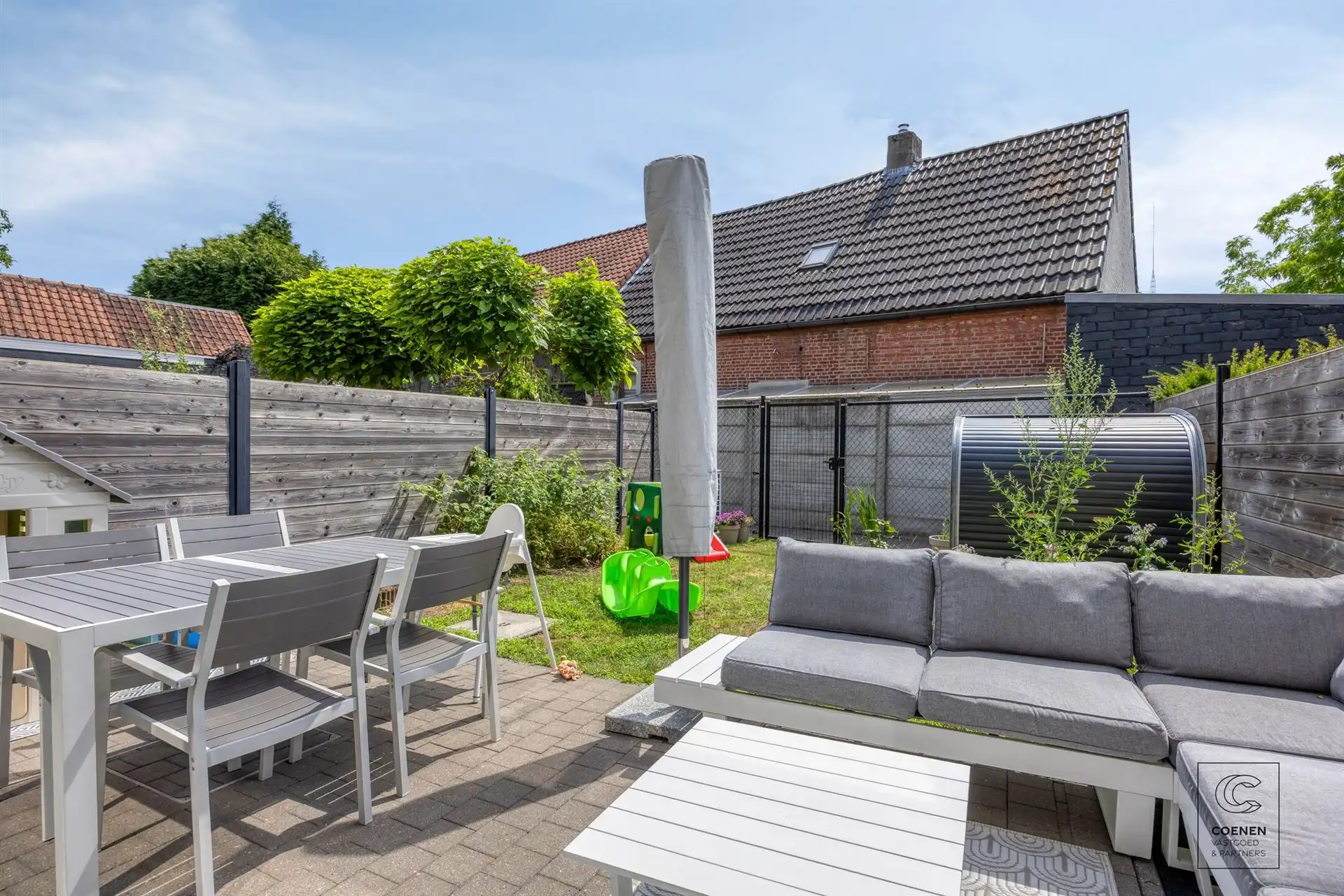 Instapklare woning met 3 slpk, 196 m2 bew. opp te Brasschaat foto 21