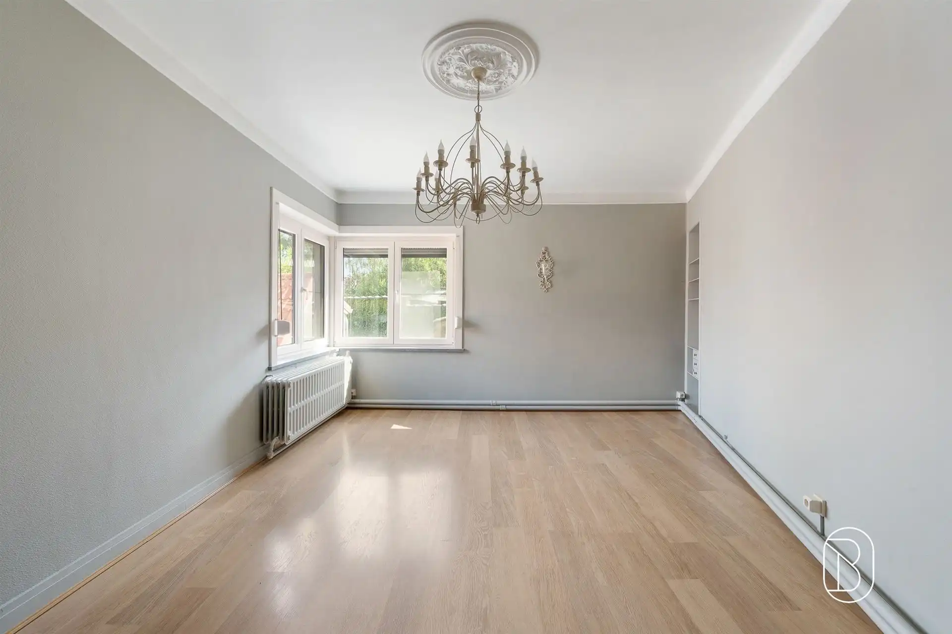 Indrukwekkend handelspand met woonst (6 SLK)! foto 17