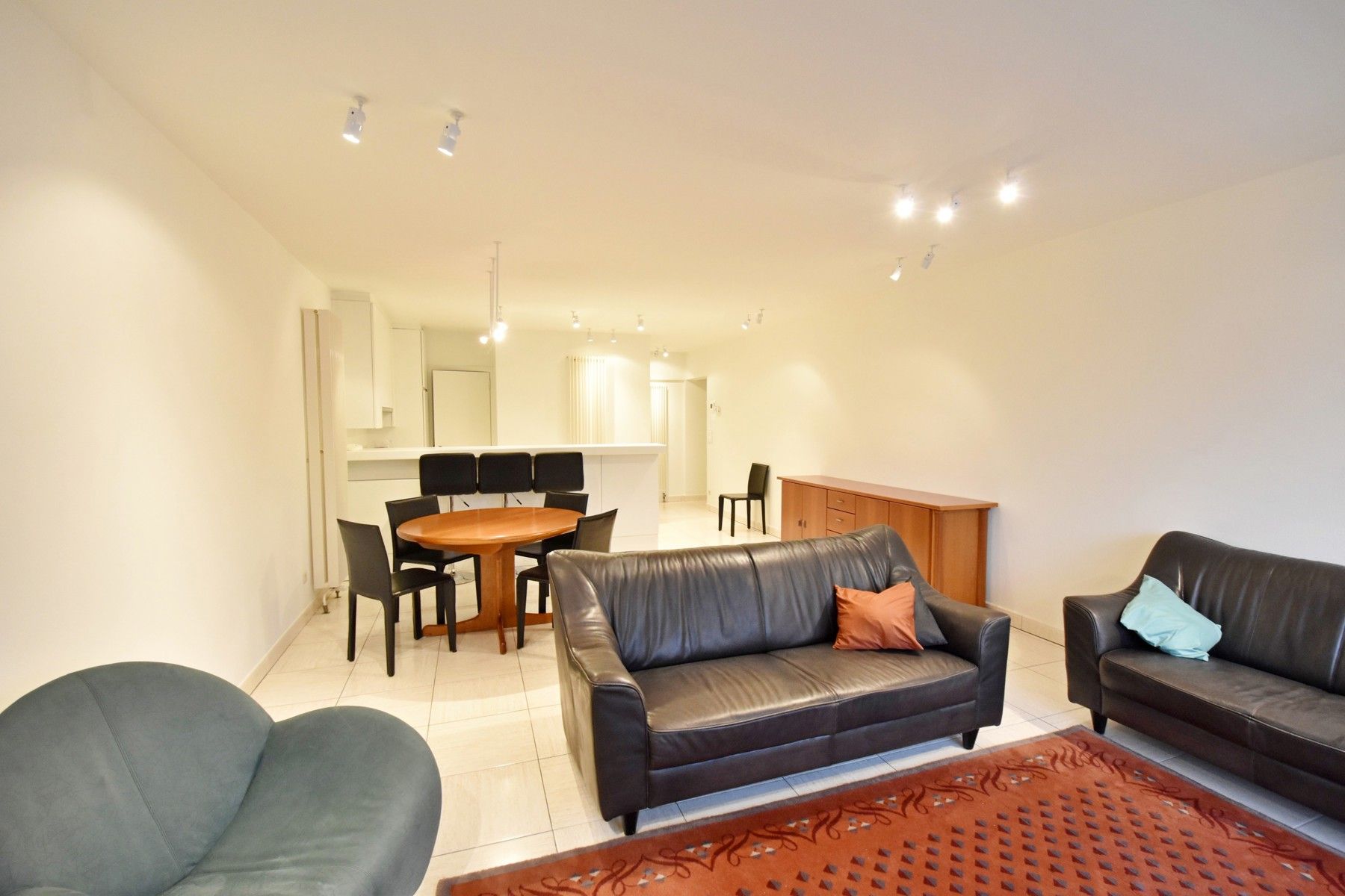 Appartement te huur foto 2