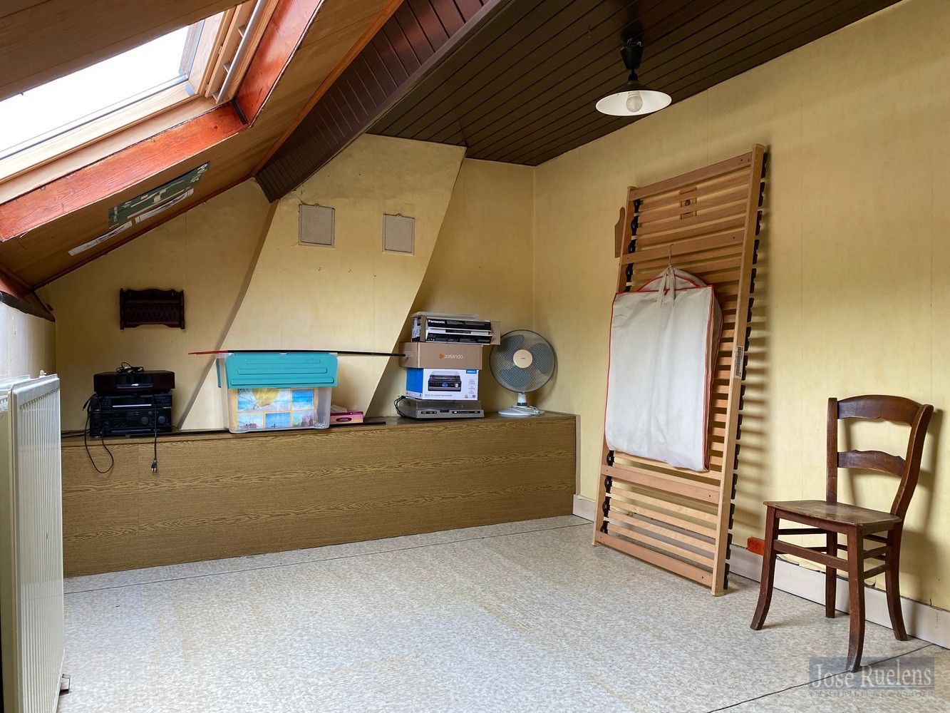 Uitstekend gelegen gezinswoning met aangename stadstuin foto 17