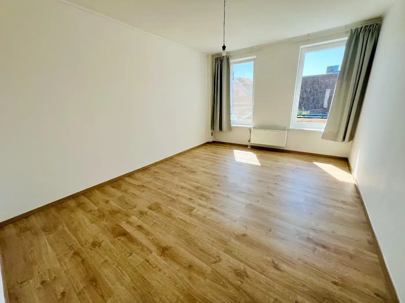 Ruime, moderne stadswoning met 3 slpks en ruime koer foto 9