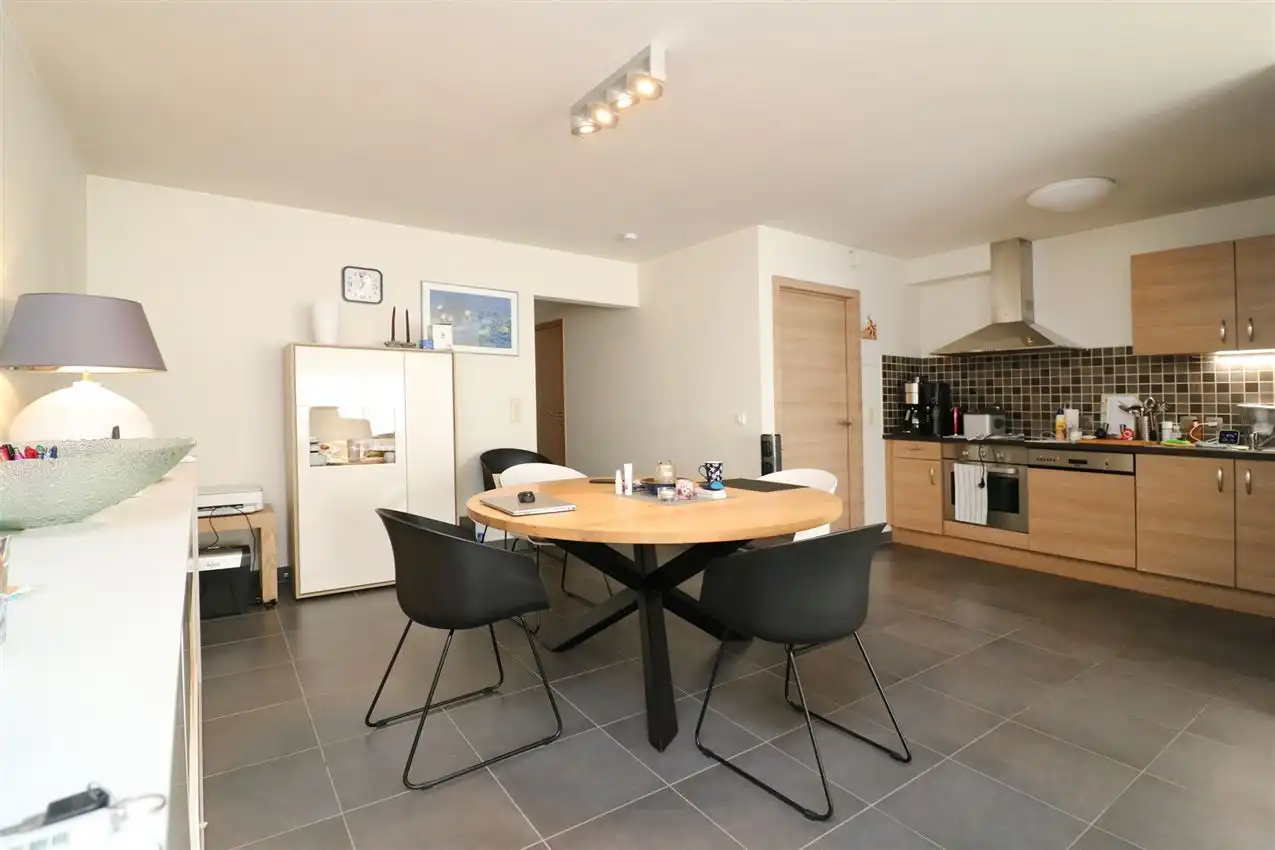 Gunstig gelegen app. met 2 slpk. op wandelafstand van station en centrum Aarschot foto 7