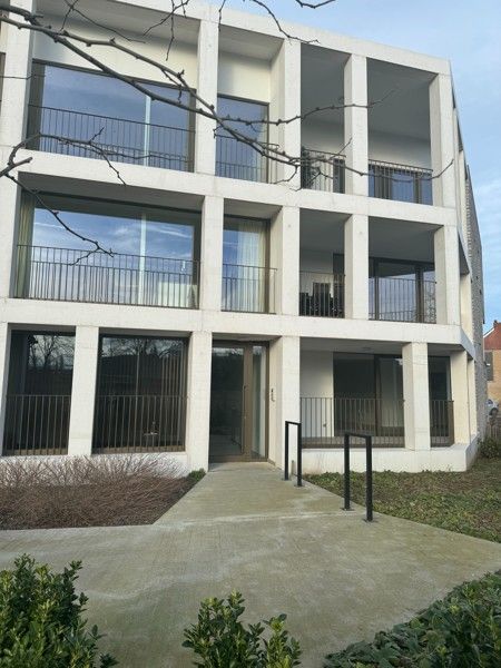 Gelijkvloers appartement met 2 slaapkamers  en een mooi terras. foto 16