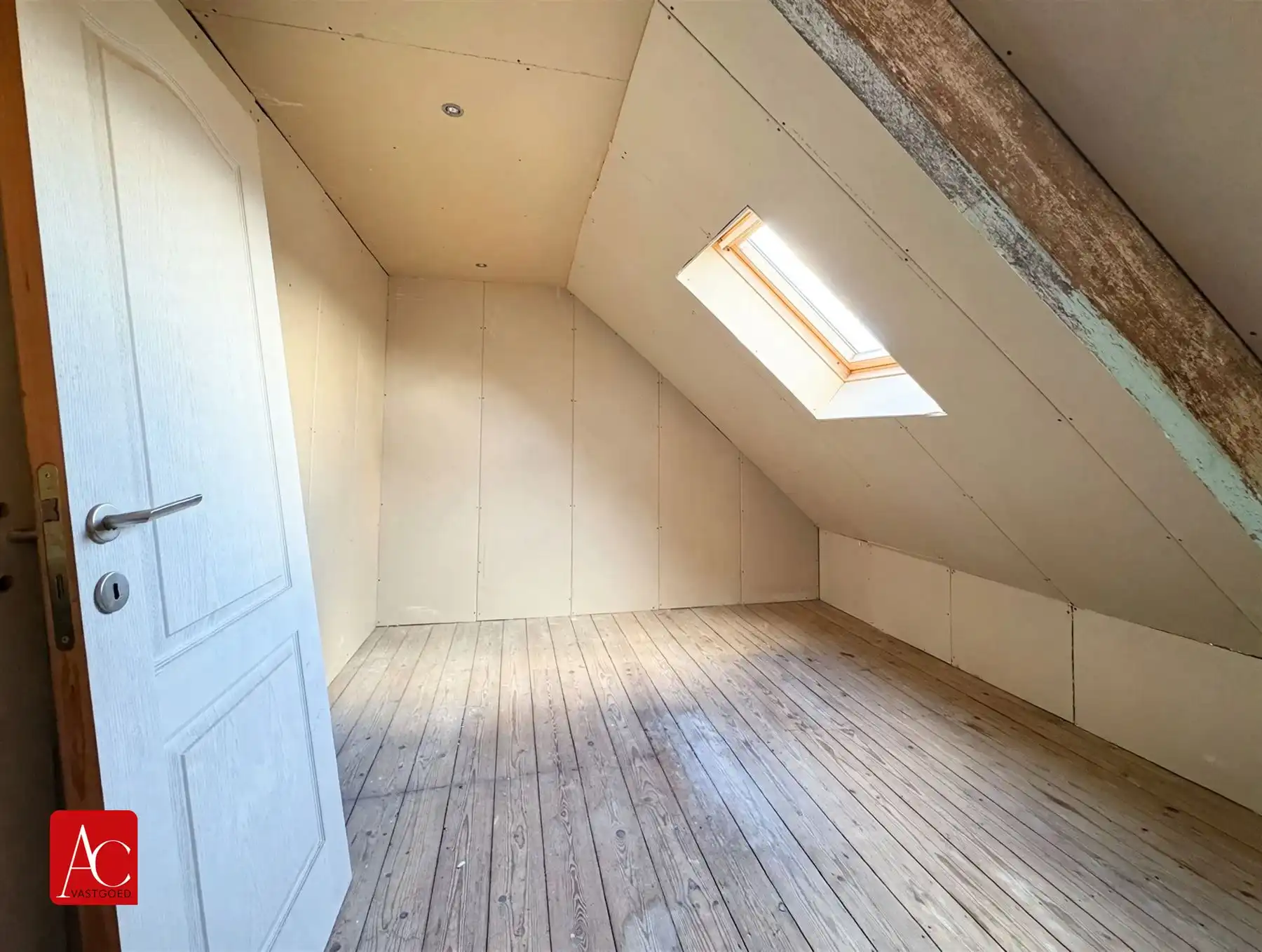 Woning met 5 slaapkamers en terras  foto 31