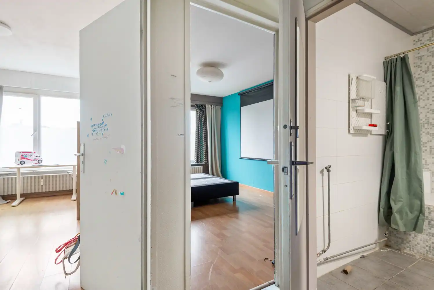 Appartement met twee ruime slaapkamers op de tweede verdieping! foto 11