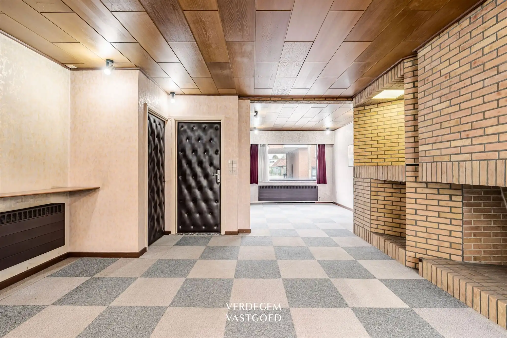 Degelijke gezinswoning met 3+2 slaapkamers, inpandige garage en tuin foto 3