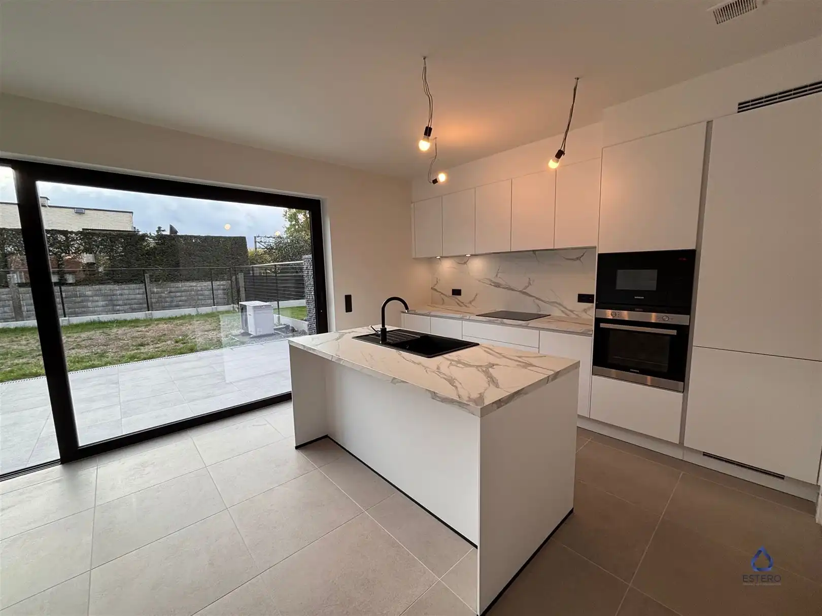 Stijlvol wonen in een energiezuinige nieuwbouwwoning foto 7