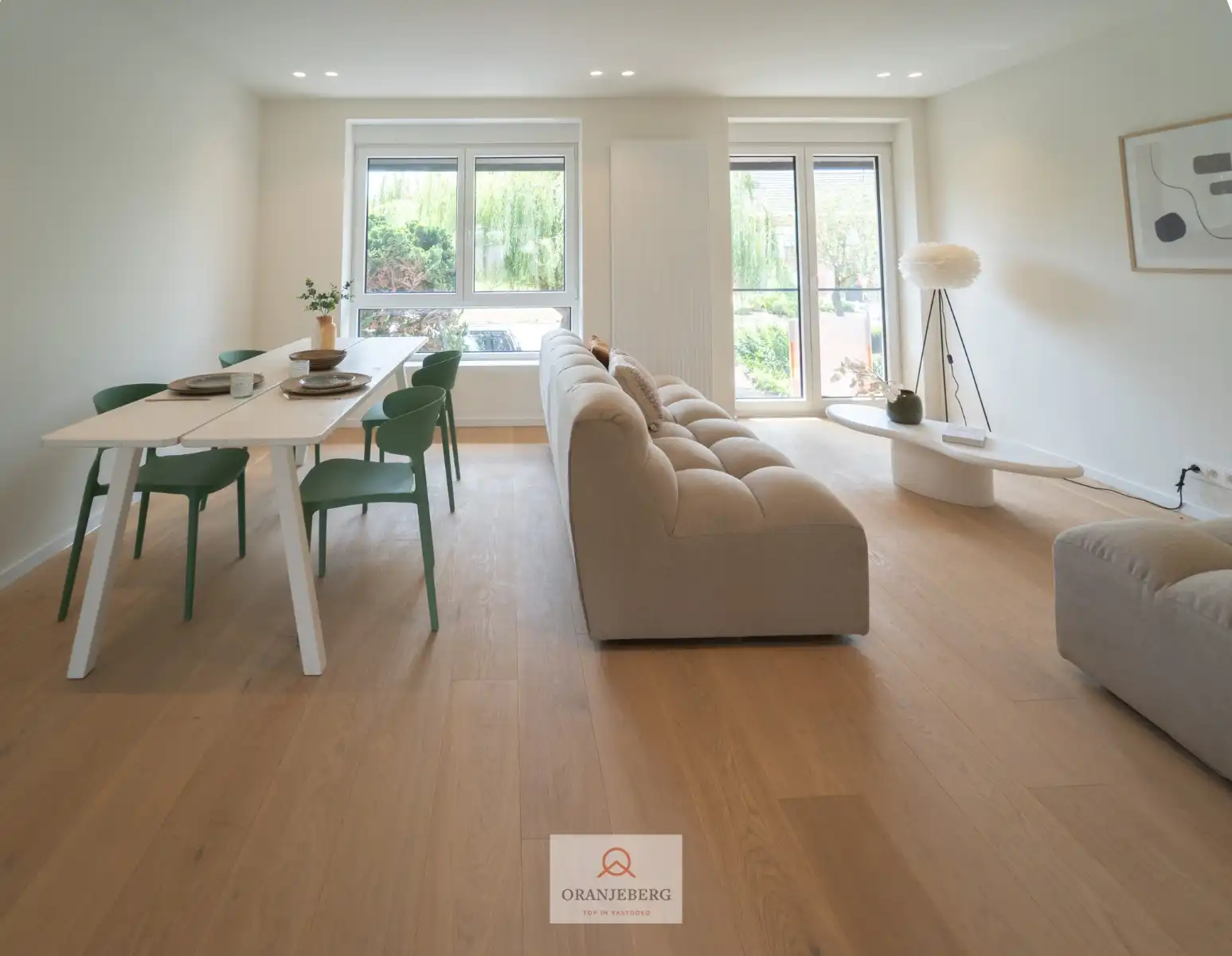 Uitmuntend gelegen gerenoveerde woning ! foto 13
