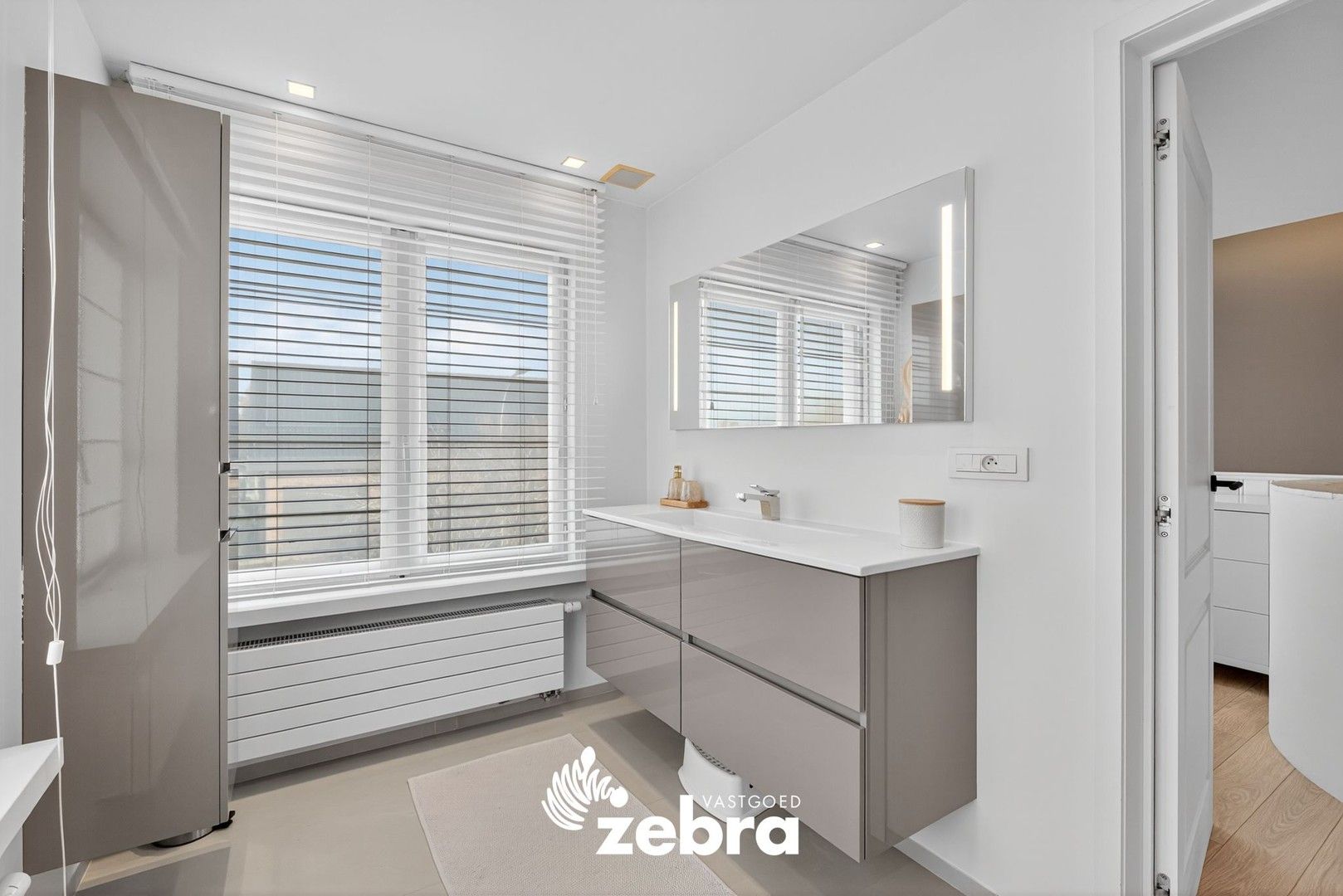 Energiezuinige halfopen bebouwing met zuidwestgerichte tuin te Kortrijk (Marke)! foto 22