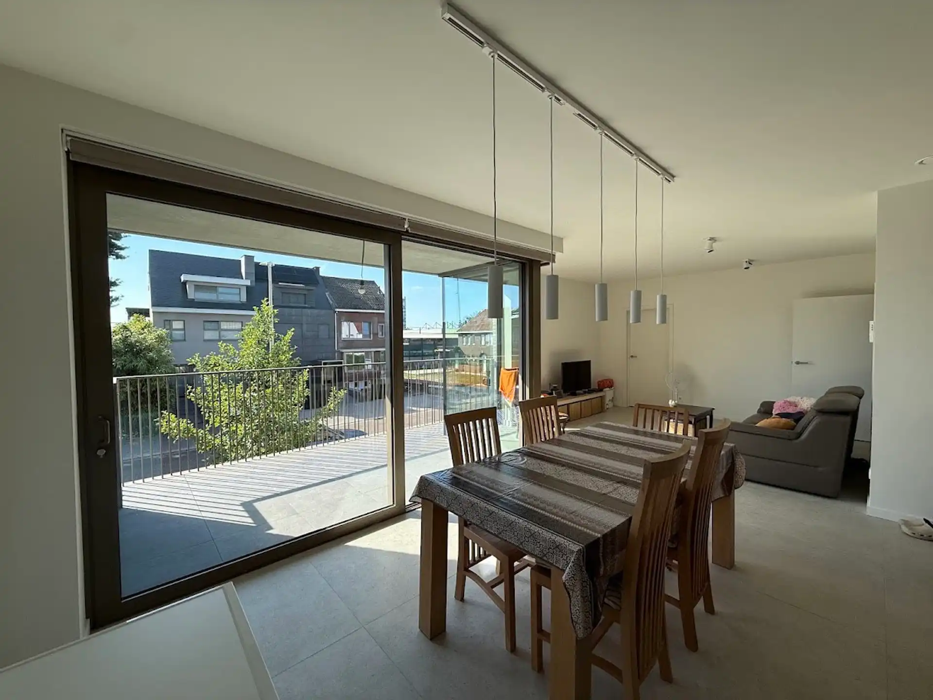 Stijlvol gemeubeld 1-slaapkmrappartement in nieuwbouw Amoer foto 6