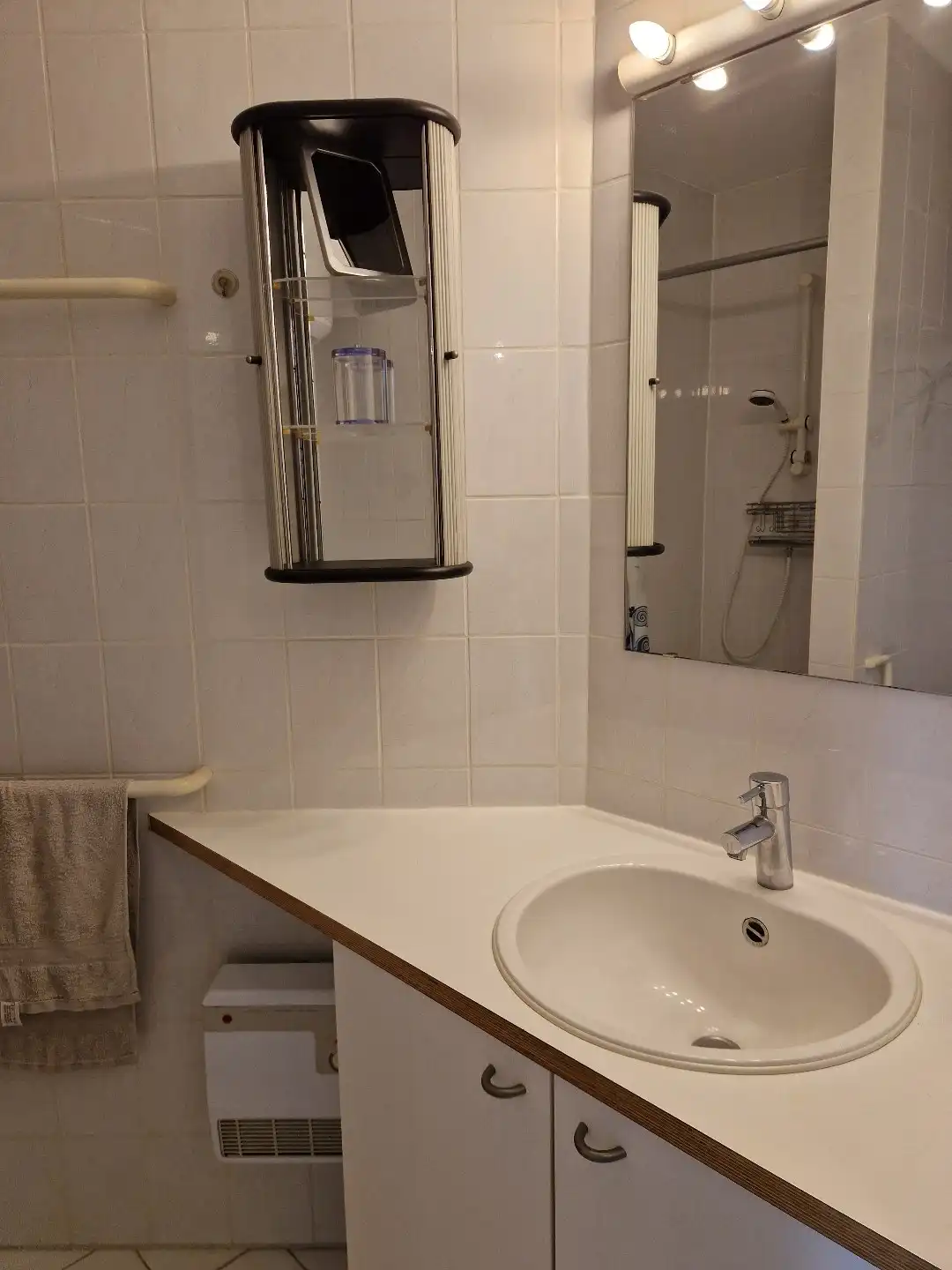 Gezellige studio vlakbij de zeedijk te Nieuwpoort! foto 9