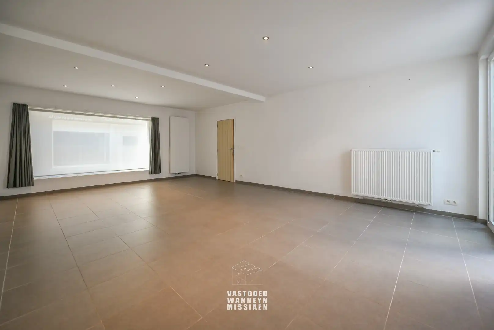 Instapklare woning met 3 slaapkamers en ruime berging/garage in centrum Wingene  foto 7