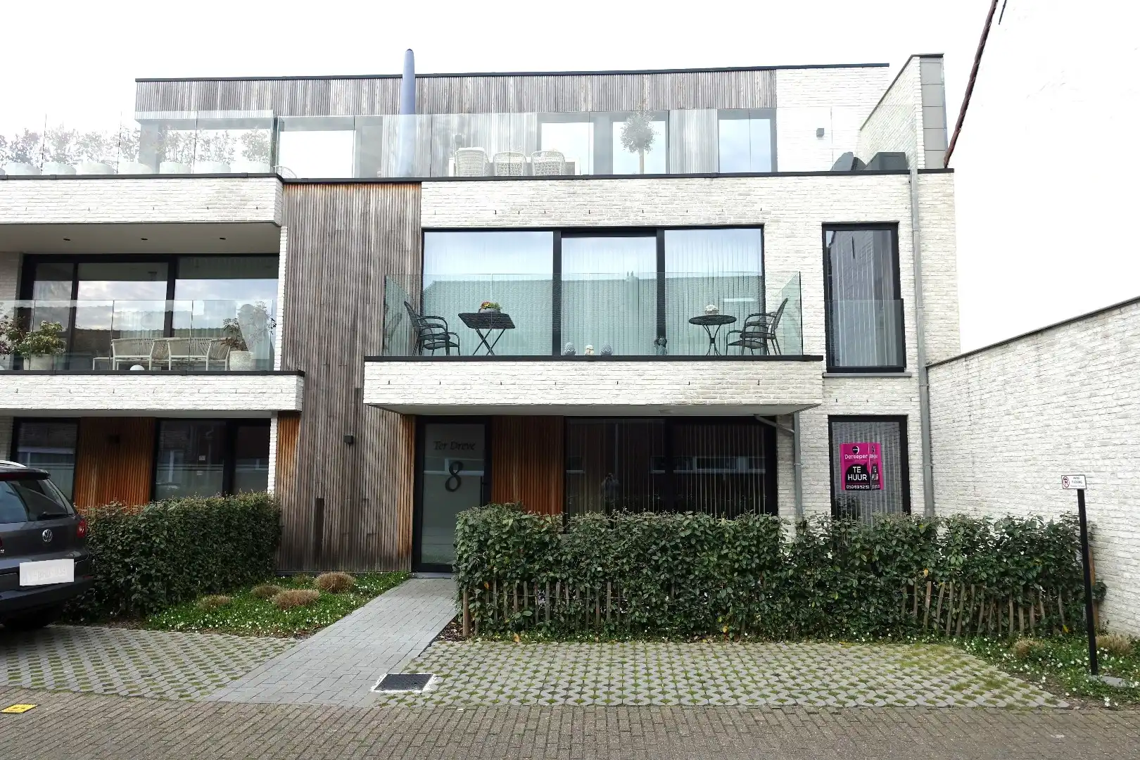 Prachtig appartement van 108,43 m² met autostaanplaats op uitstekende ligging in hartje Jabbeke foto 14