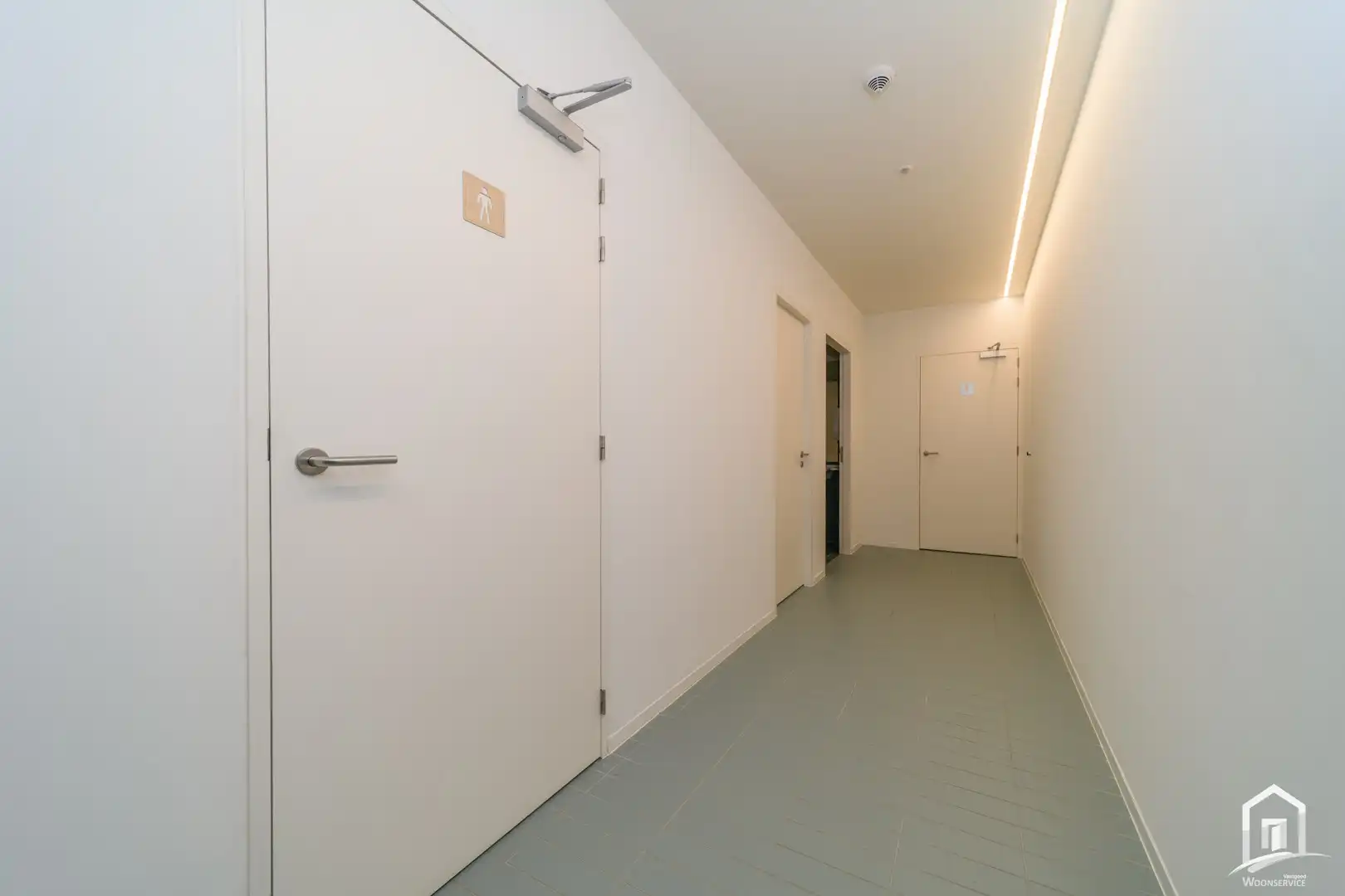 Veelzijdige casco kantoorruimte op topligging in Sint-Pieters-Leeuw foto 7