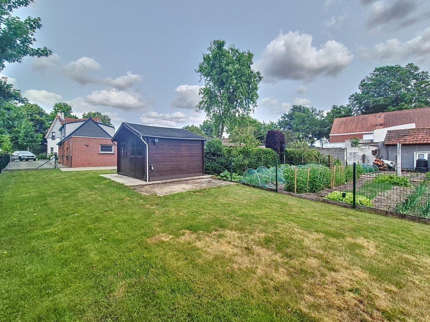 Gerenoveerde woning met 3 slaapkamers foto 18