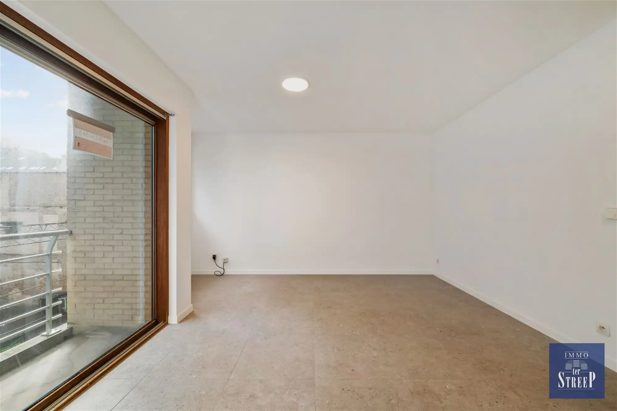 Ruime studio in het centrum van Oostende foto 5