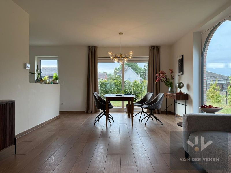 BIJNA ENERGIENEUTRALE WONING IN GODSHEIDE foto 2