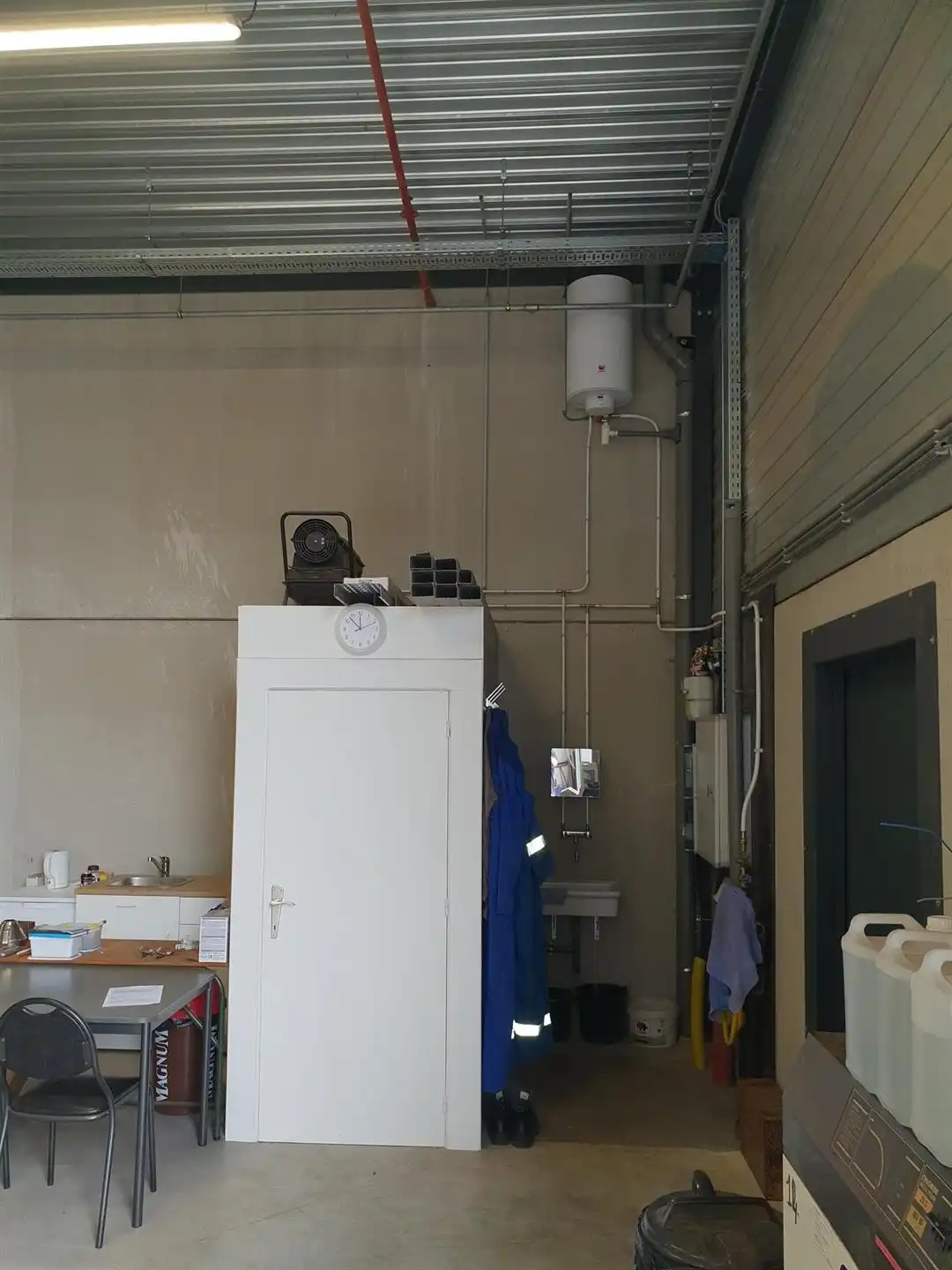 BEDRIJFSHAL  - UNIT 14 -  200 m²  foto 12