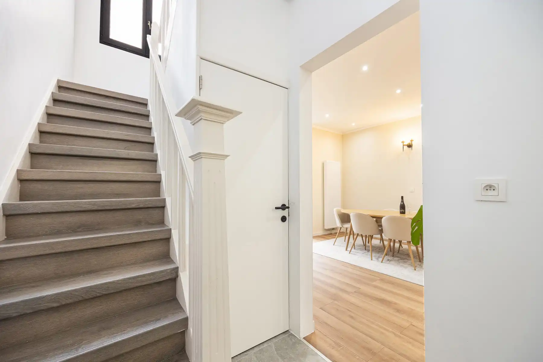 Gezellige, recent gerenoveerde woning in centrum Schoten! foto 2