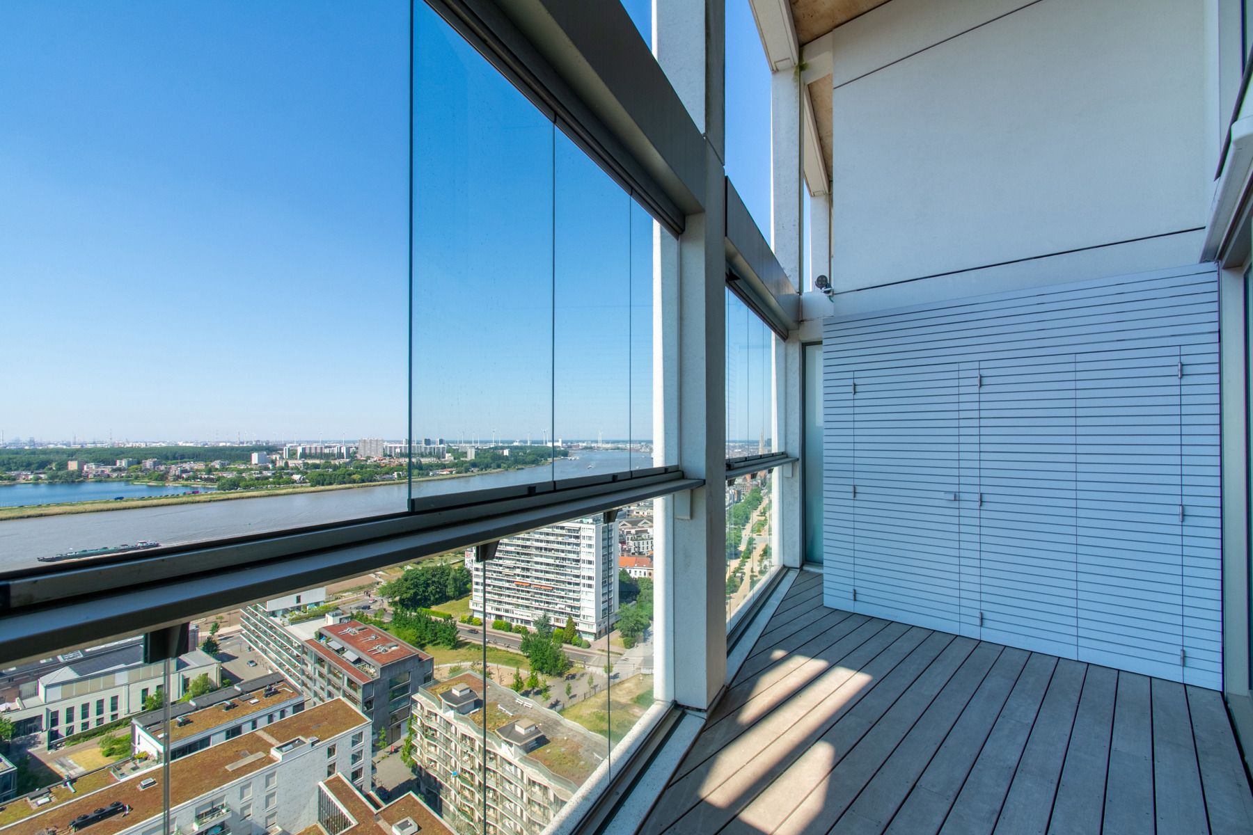 Exclusief wonen op grote hoogte in hartje Nieuw Zuid foto 17