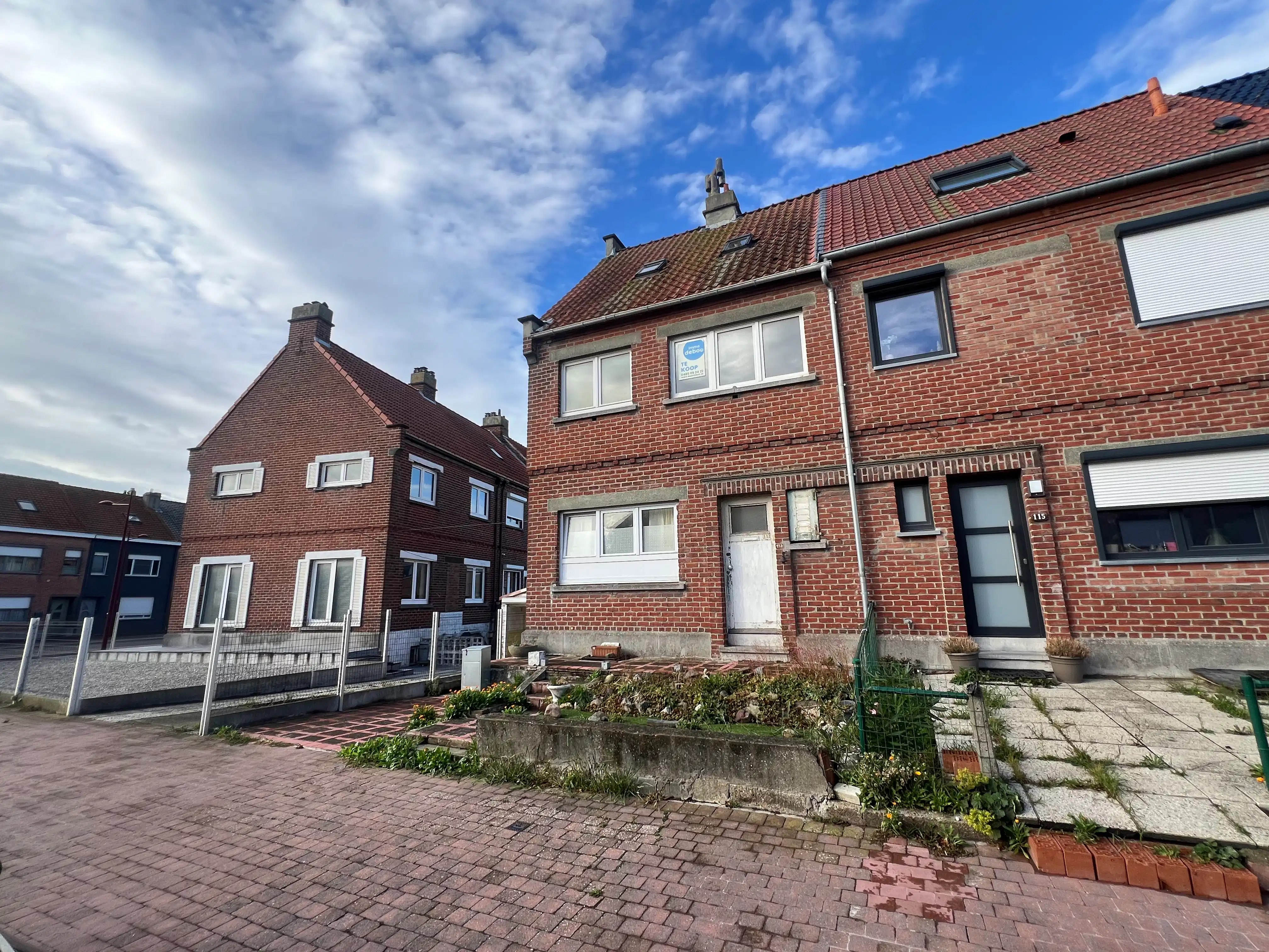 Halfopen bebouwing met zonnige tuin foto 27