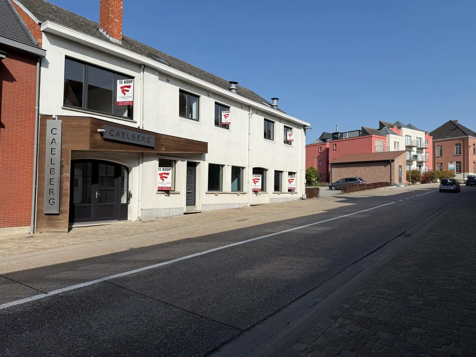 Projectgrond (vroegere feestzaal met woonst en parking) foto 2