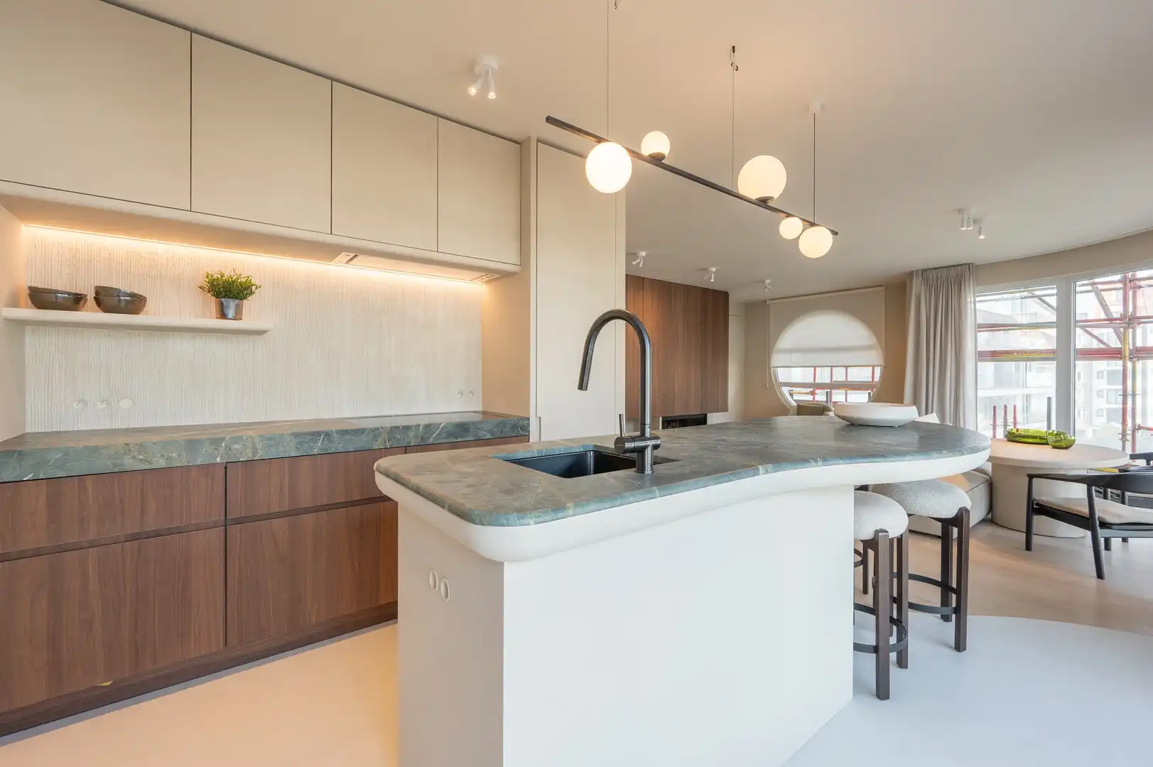 Instapklaar appartement met frontaal zeezicht in het Zoute. foto 8