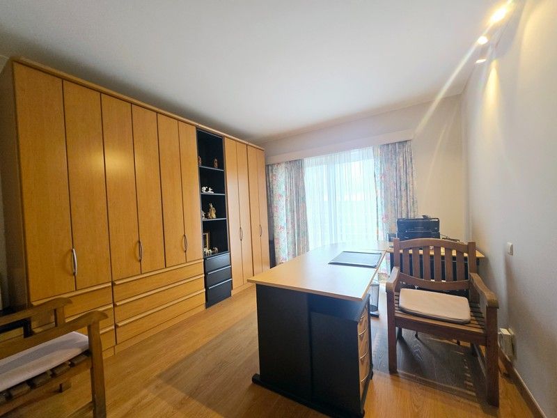 Ruim en instapklaar appartement met ondergrondse autostaanplaats foto 14