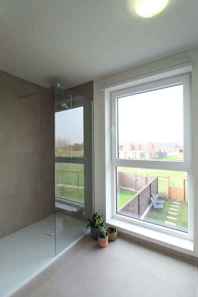 Zeer energiezuinige halfopen woning te Roeselare foto 10