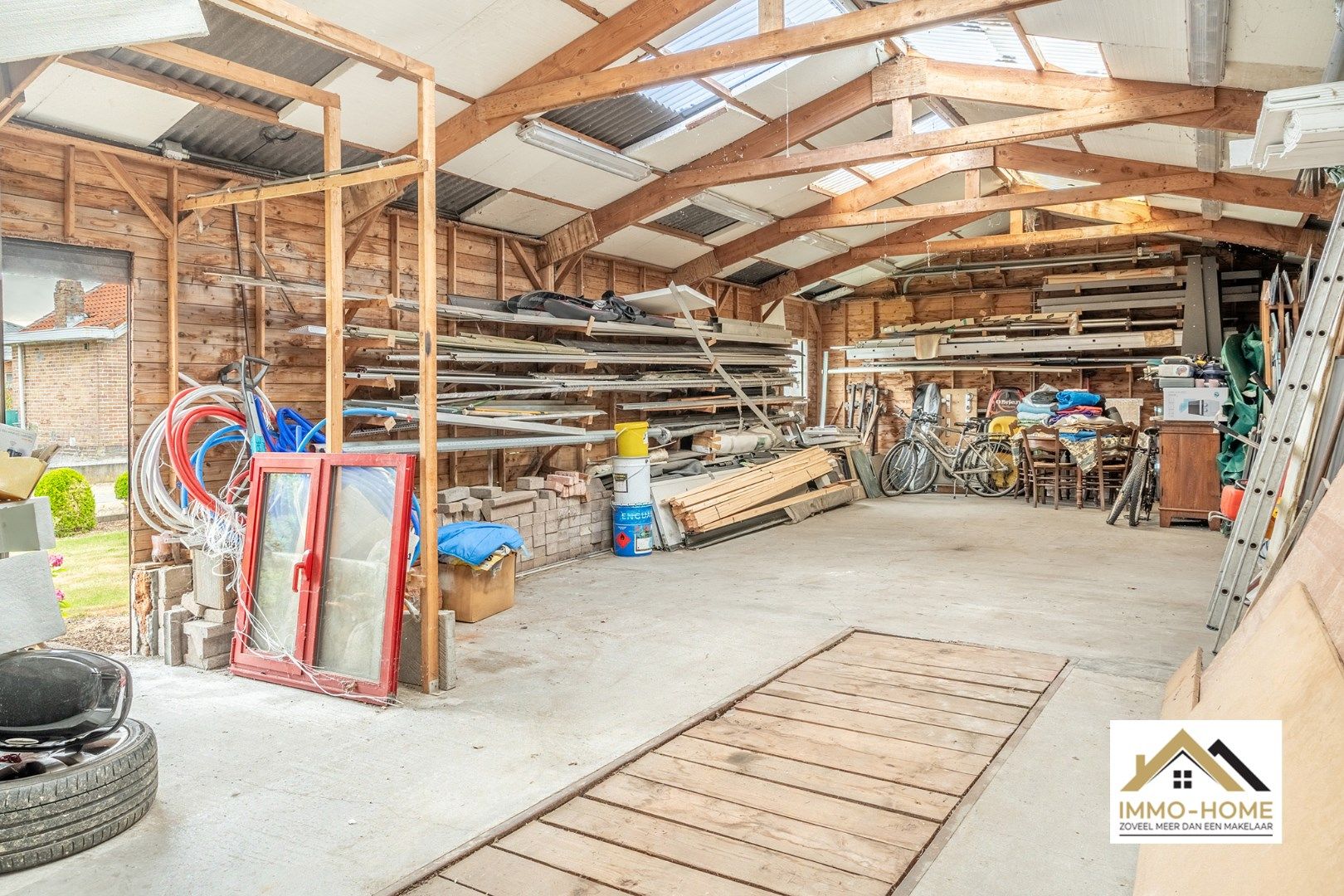 Op te frissen woning met ruime opslagplaats te Beervelde foto 5