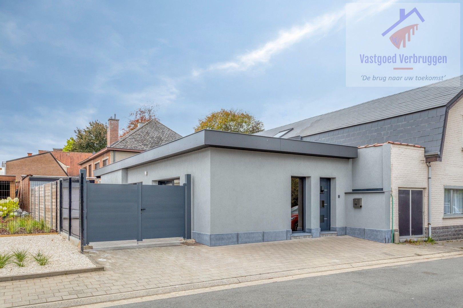 Volledige gerenoveerde energiezuinige bungalow foto {{pictureIndex}}