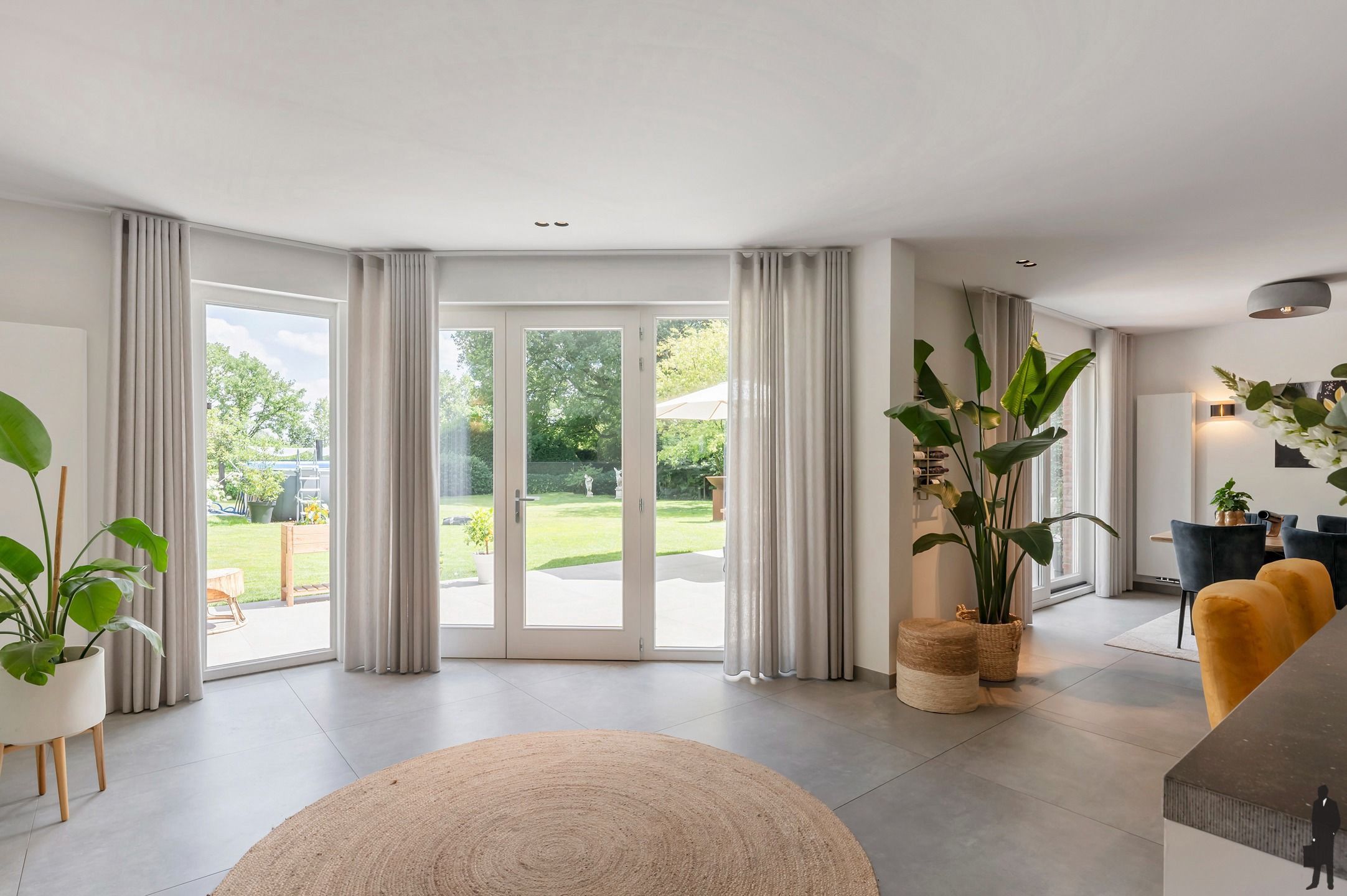 In de residentiële villawijk, De Meersebergen nabij Breda klassieke herenhuis op ca. 2135 m² met uitzicht op "Markdal". foto 19