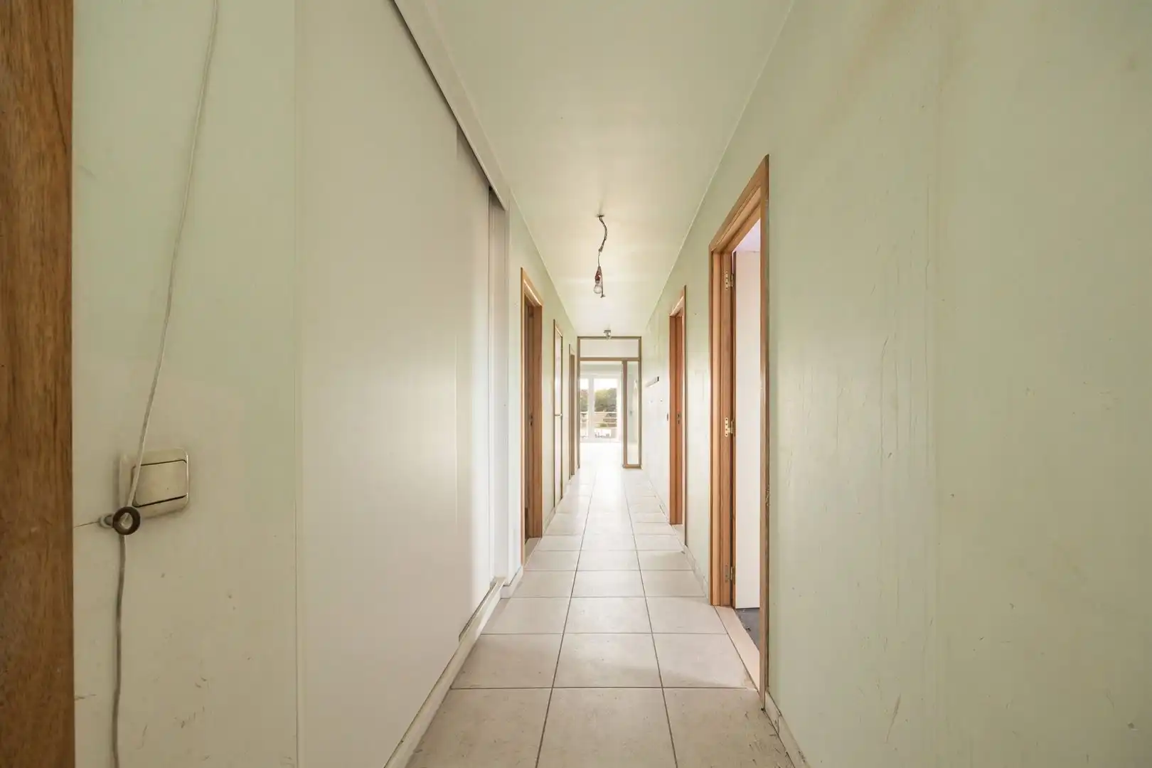 Ruimte - licht - 2 slaapkamers én autostaanplaats foto 7