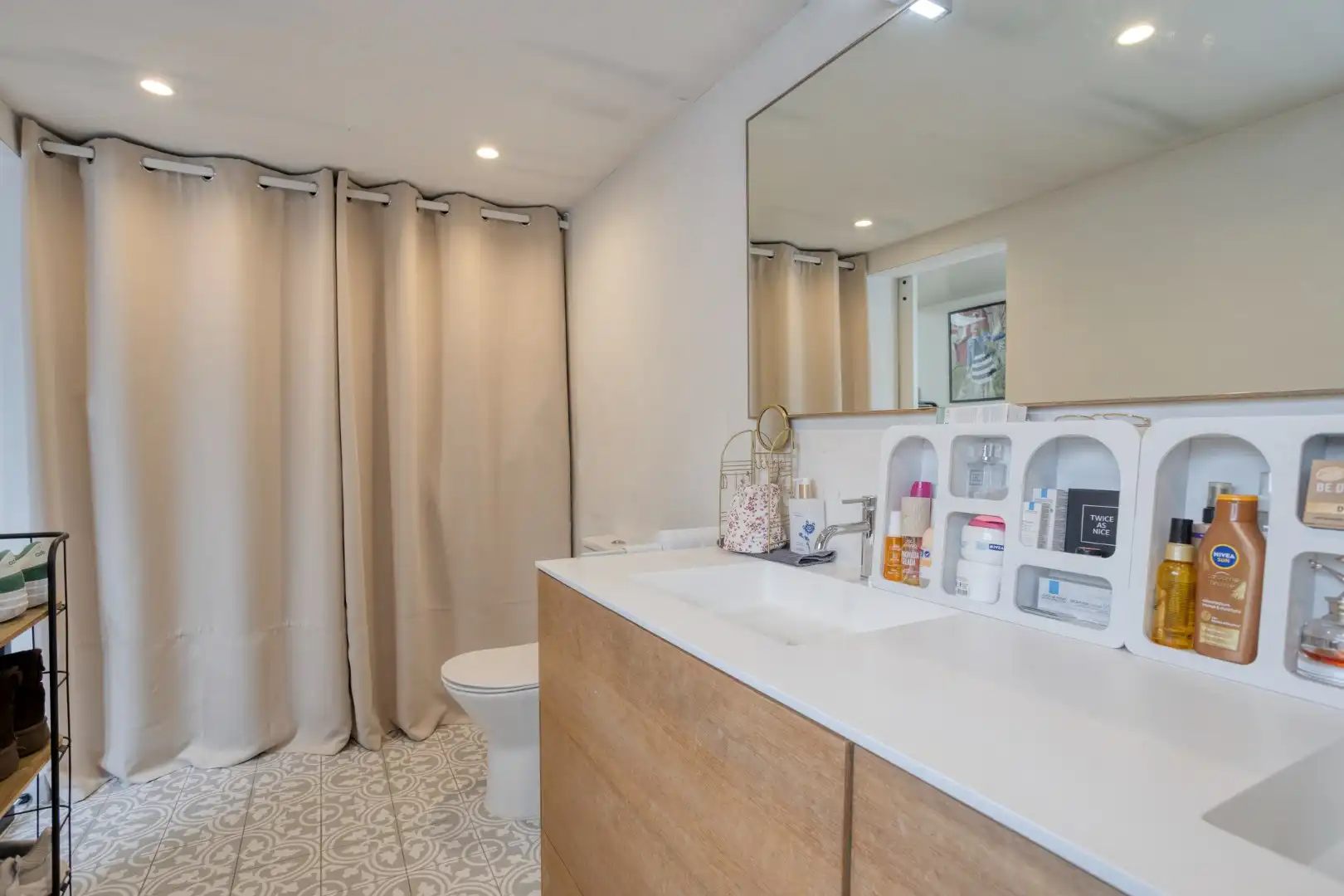 Instapklare starterswoning met 3 slaapkamers en tuin! foto 7