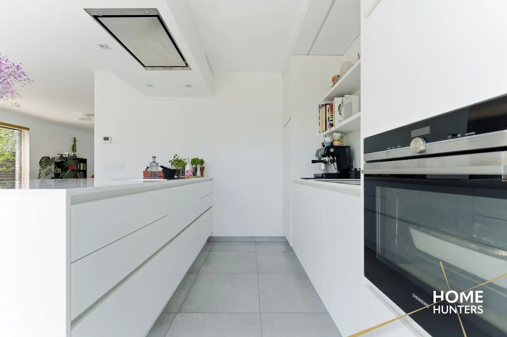 Exclusieve, energiezuinige Halfopen bebouwing (2017) met 4 slaapkamers, zonnige tuin en hoogwaardige afwerking te Ieper foto 10