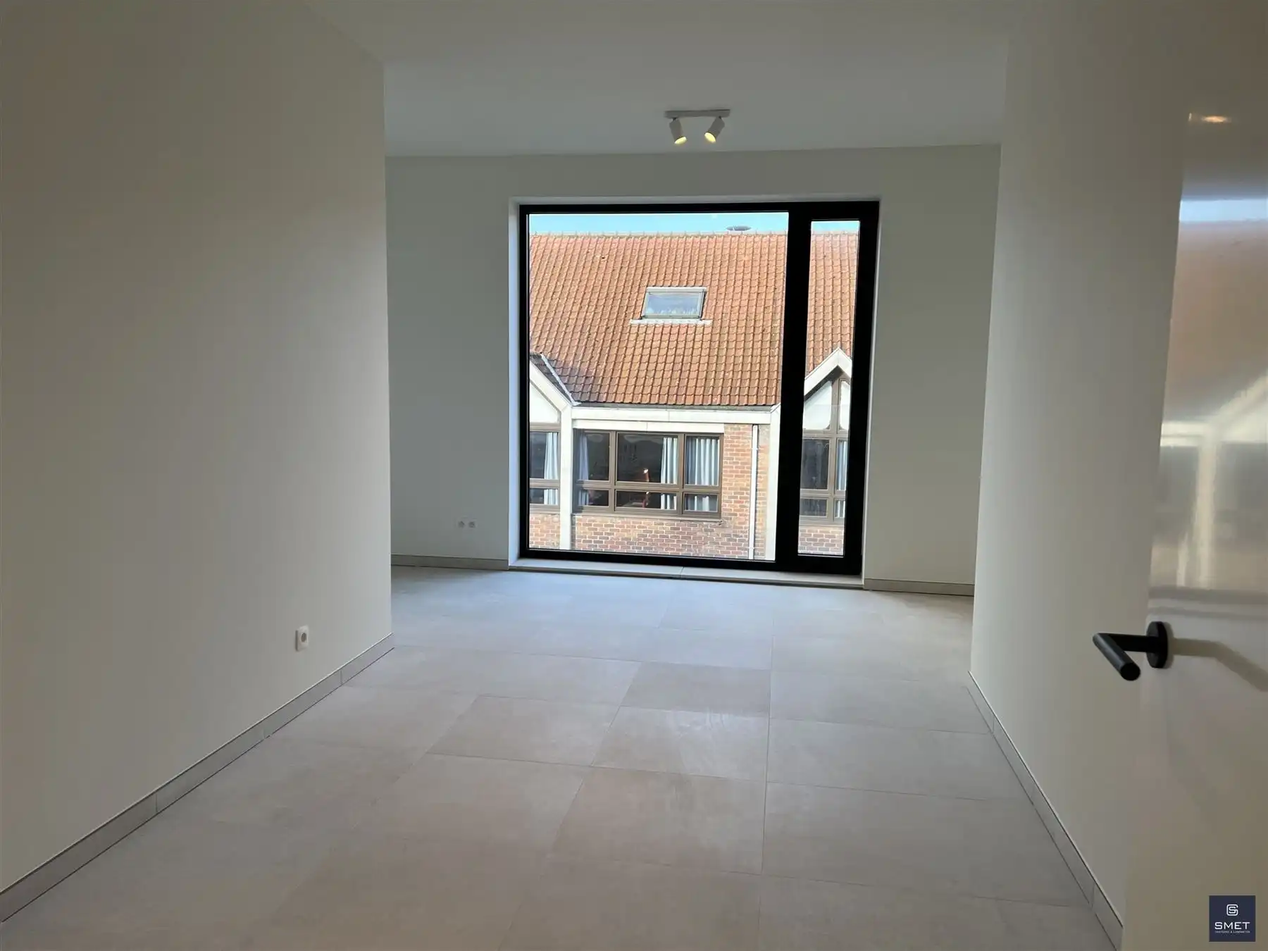 NIEUW APPT MET 2 SLPKS EN AUTOSTAANPL. foto 11