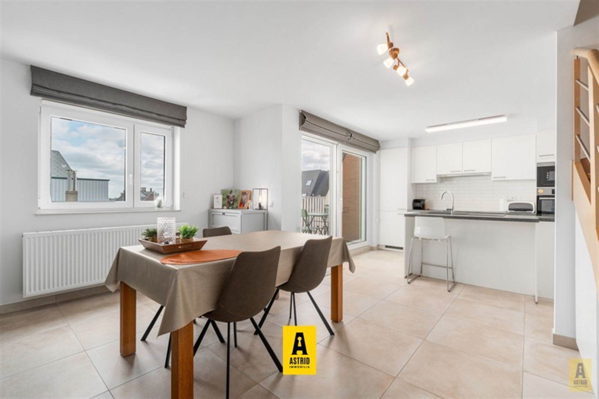 🌊 Instapklaar duplexappartement in hartje Bredene! foto 6