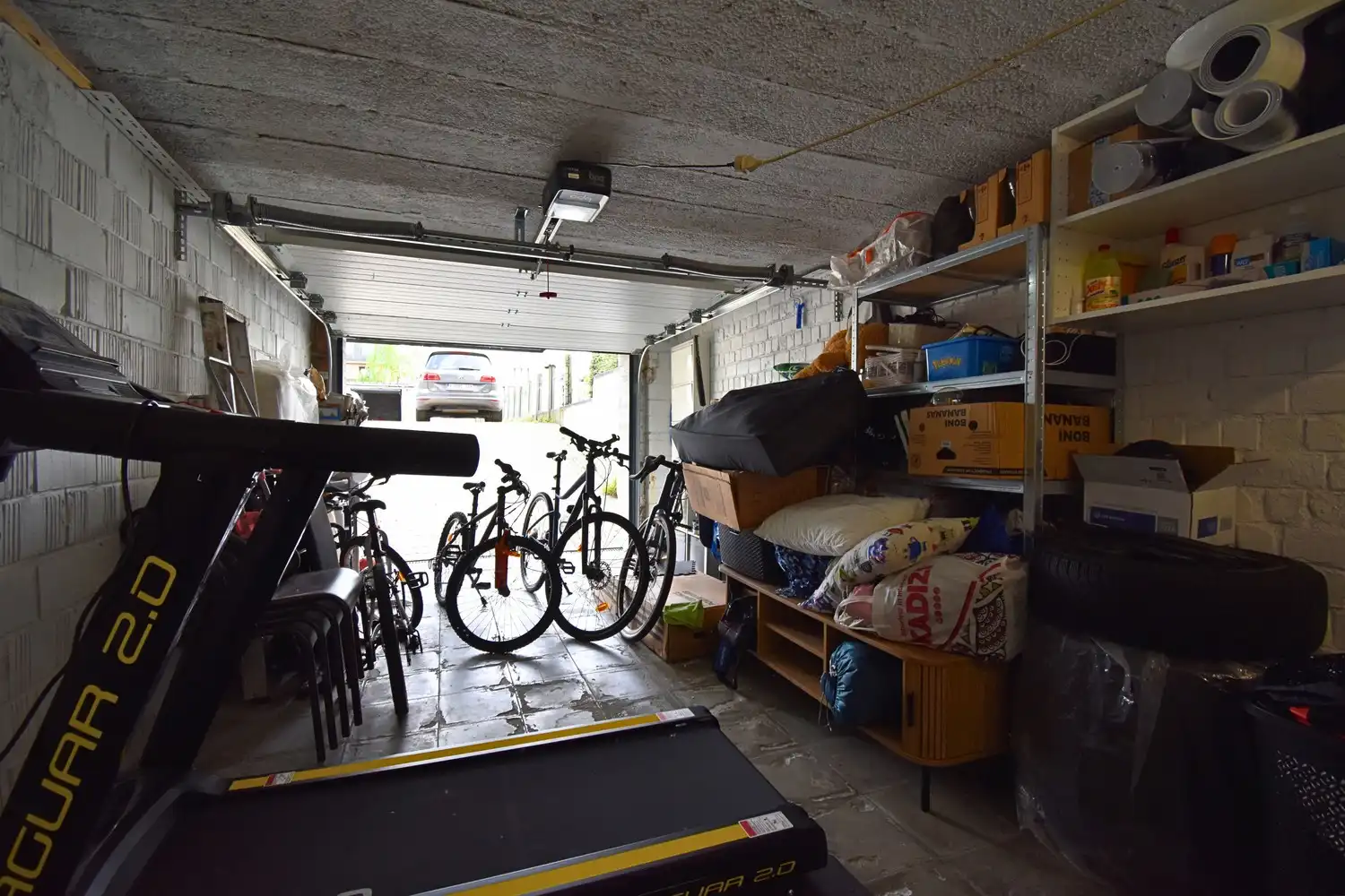 Gelijkvloers appartement met 2 slaapkamers en garage foto 11