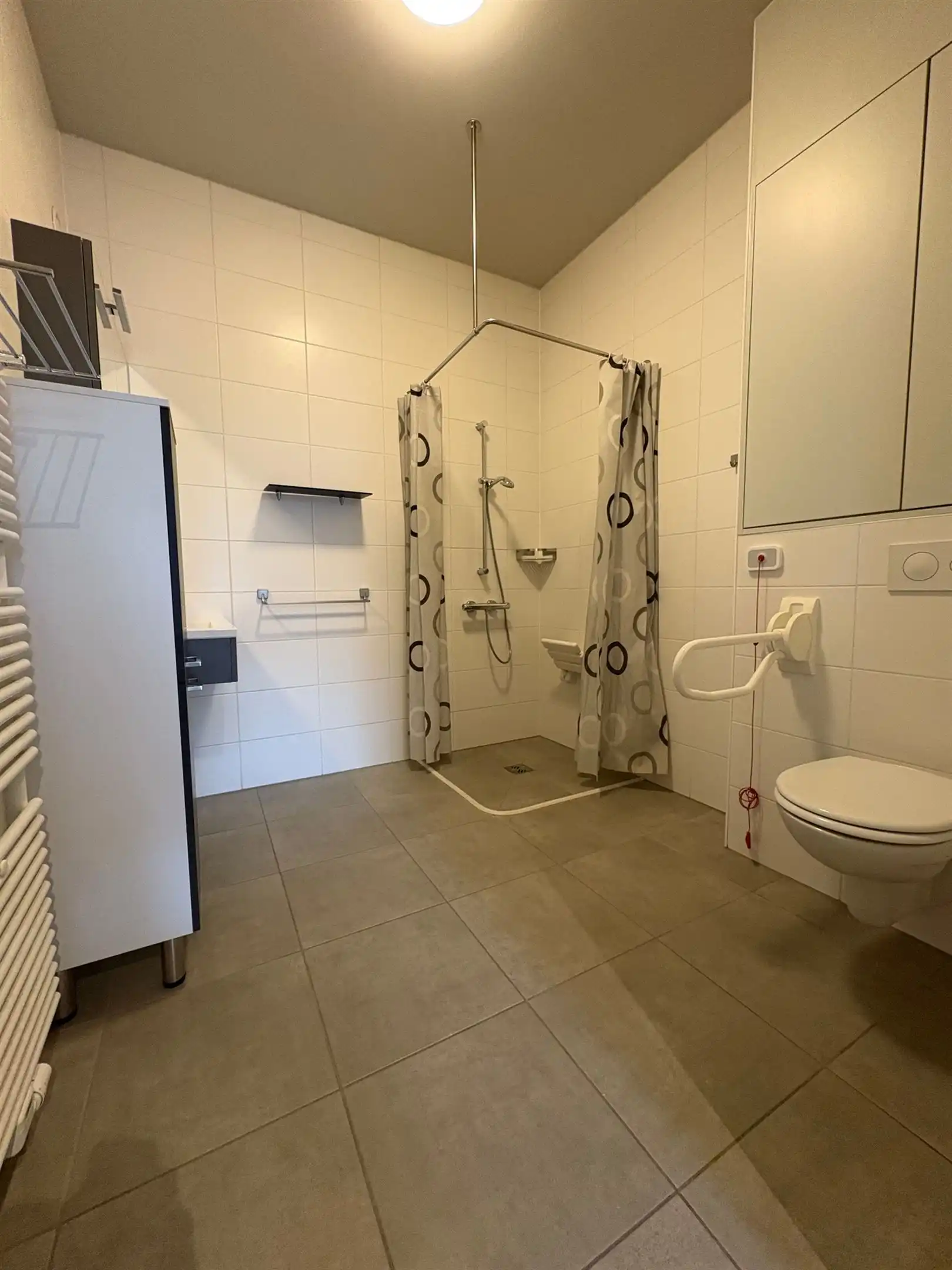 Prachtige assistentiewoning met staanplaats gelegen in het hartje van Dendermonde  foto 9